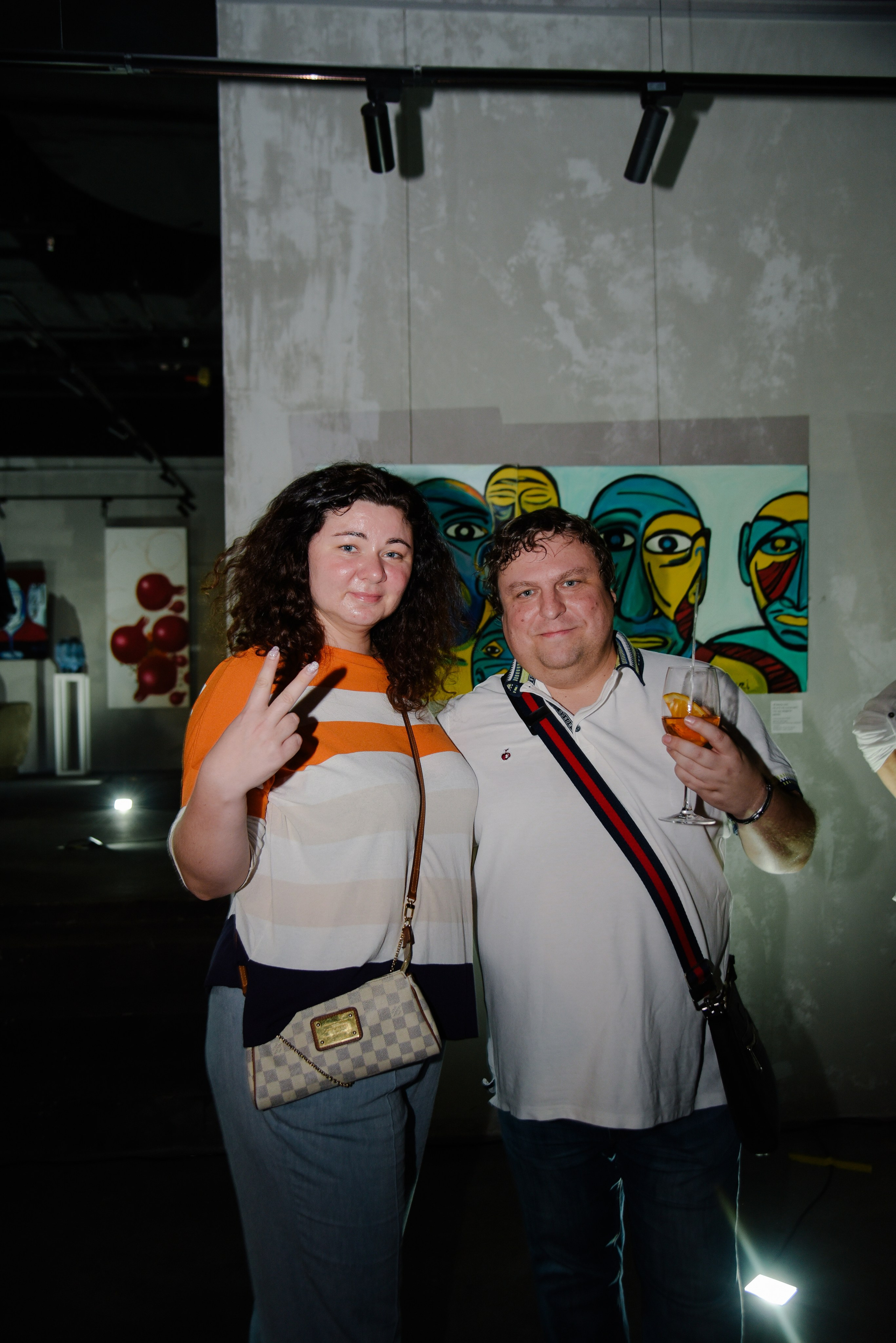 Александр Дильбази Игра взглядов в гранатовом саду. Фотограф Лола Волна, город Москва