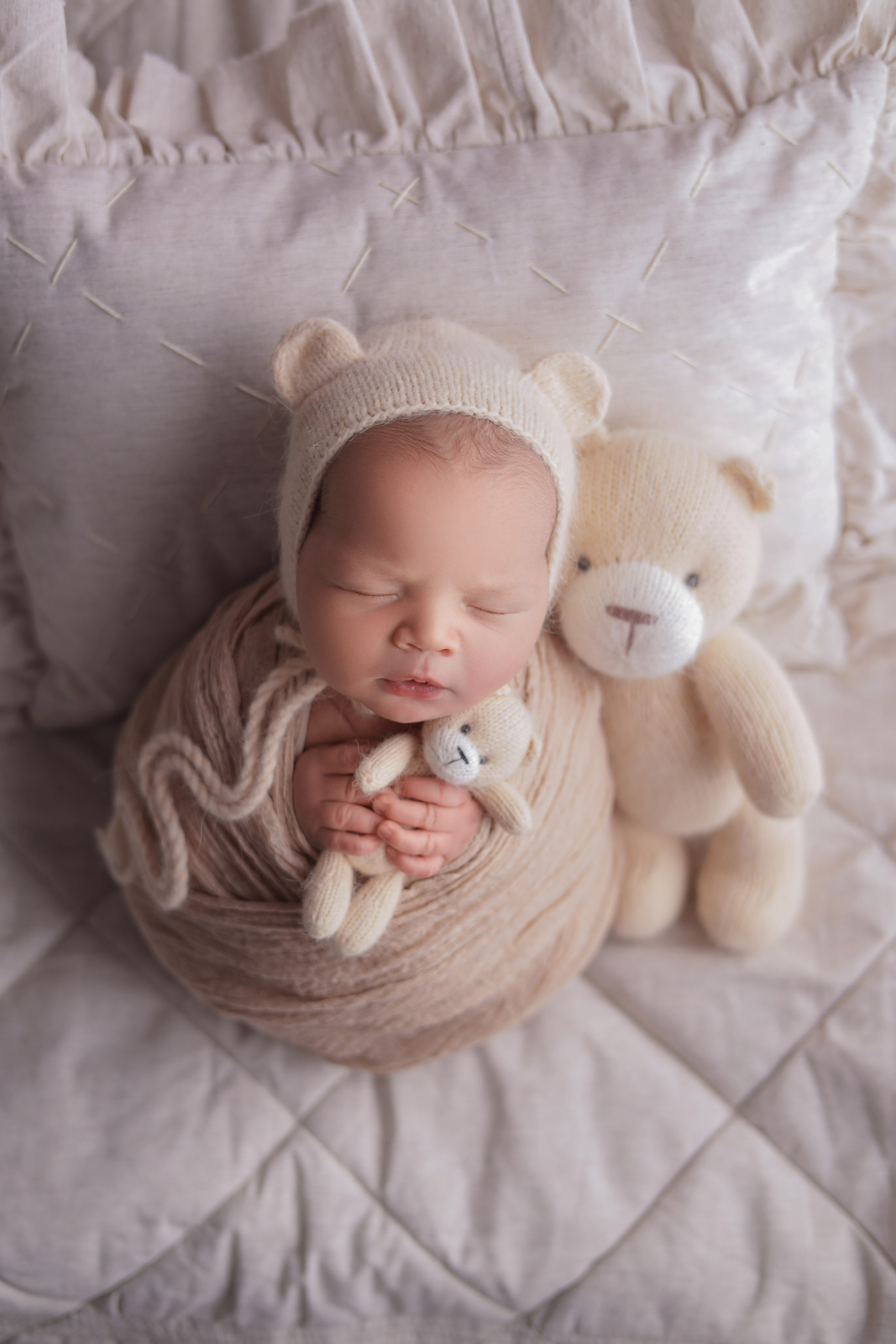 Артем. Евгения Горбунова фотограф новорожденных в Новом Уренгое