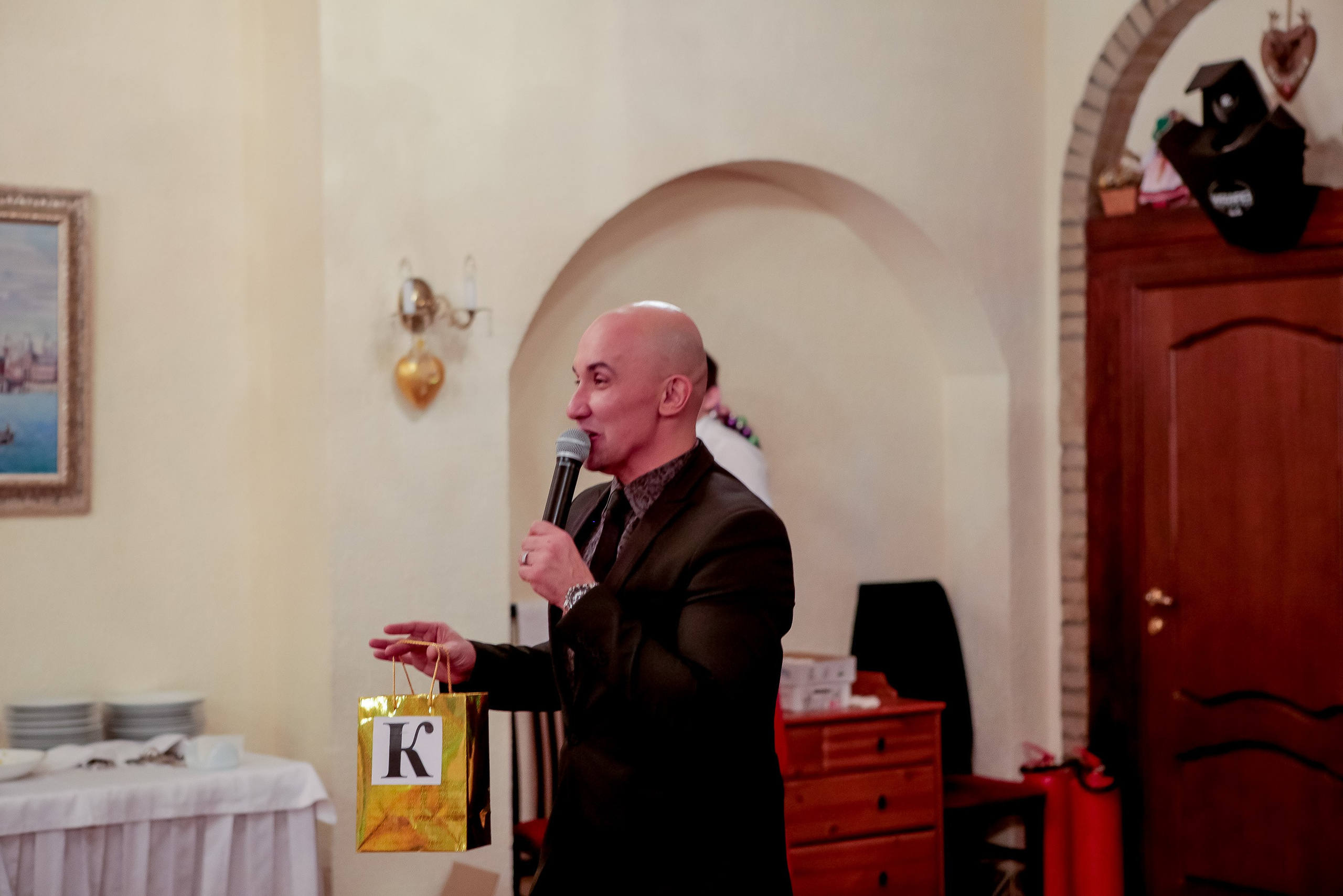 Корпоратив. Max Matvich and Victoria Basova are professionals in their field