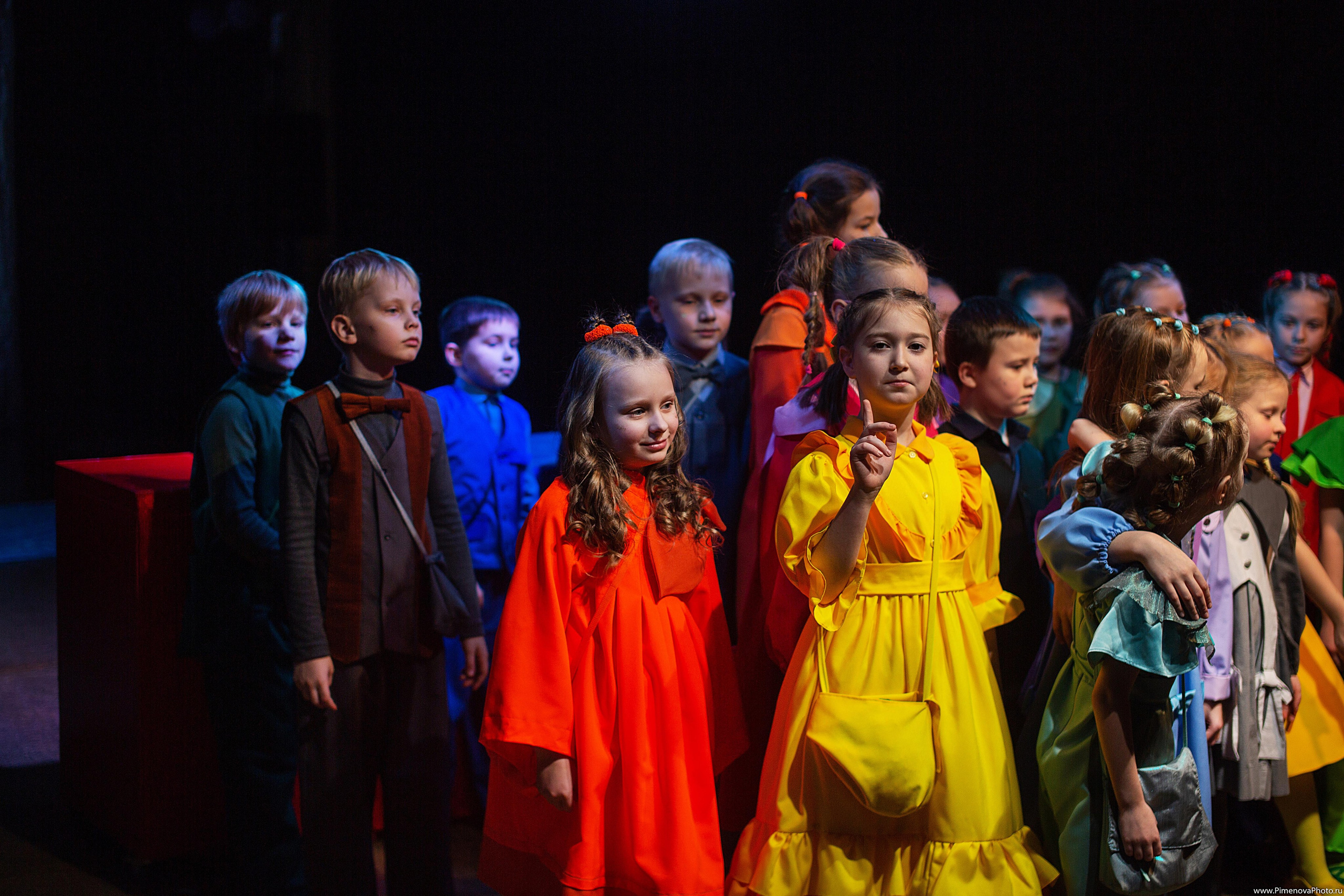 Карандаши «Театрум» ДТЦ, февраль. Семейный и детский фотограф в Петрозаводске