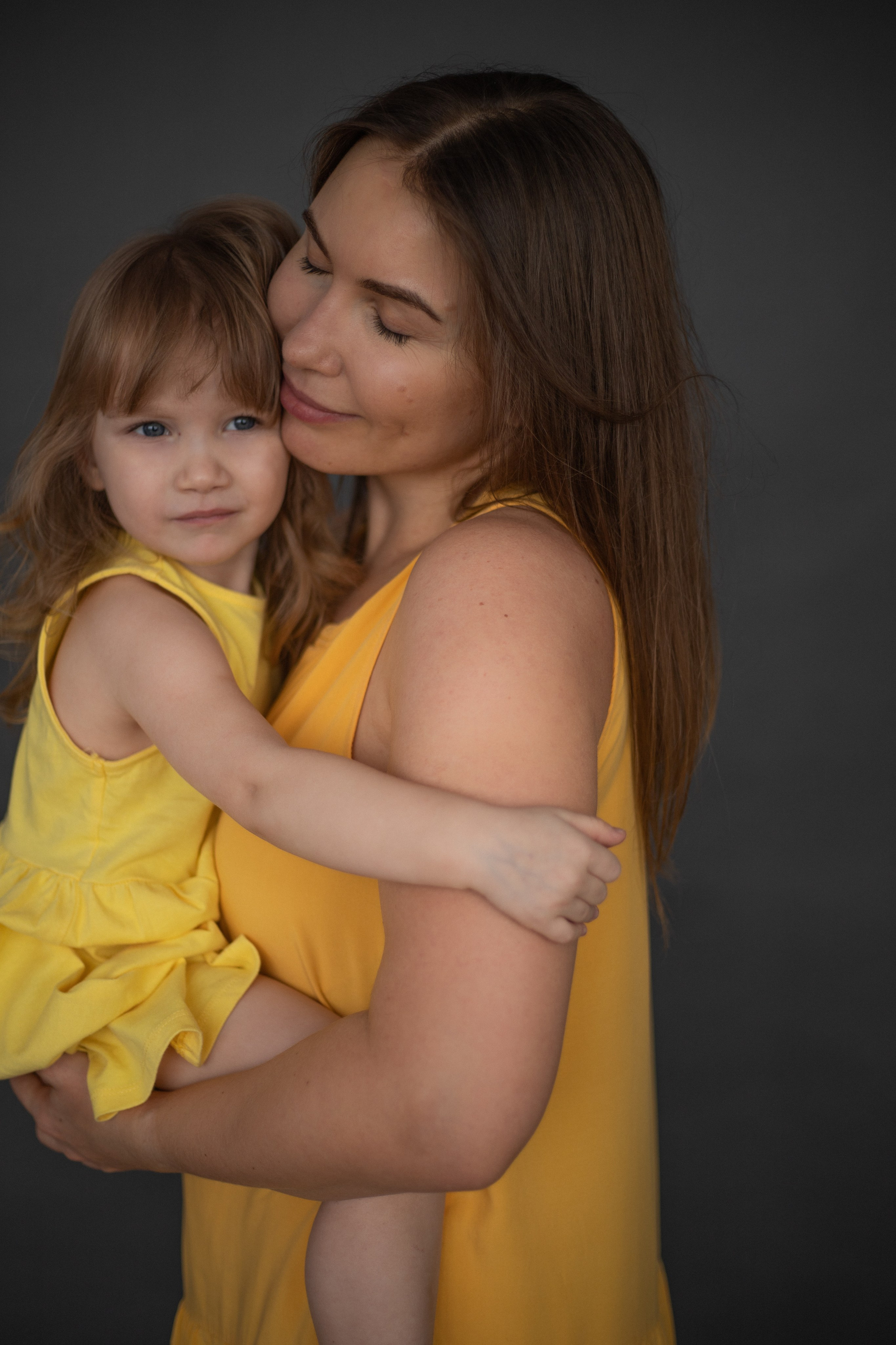 Семейная фотосессия - Красивые девчонки весной. Семейный и женский фотограф Кемерово Мария Степ