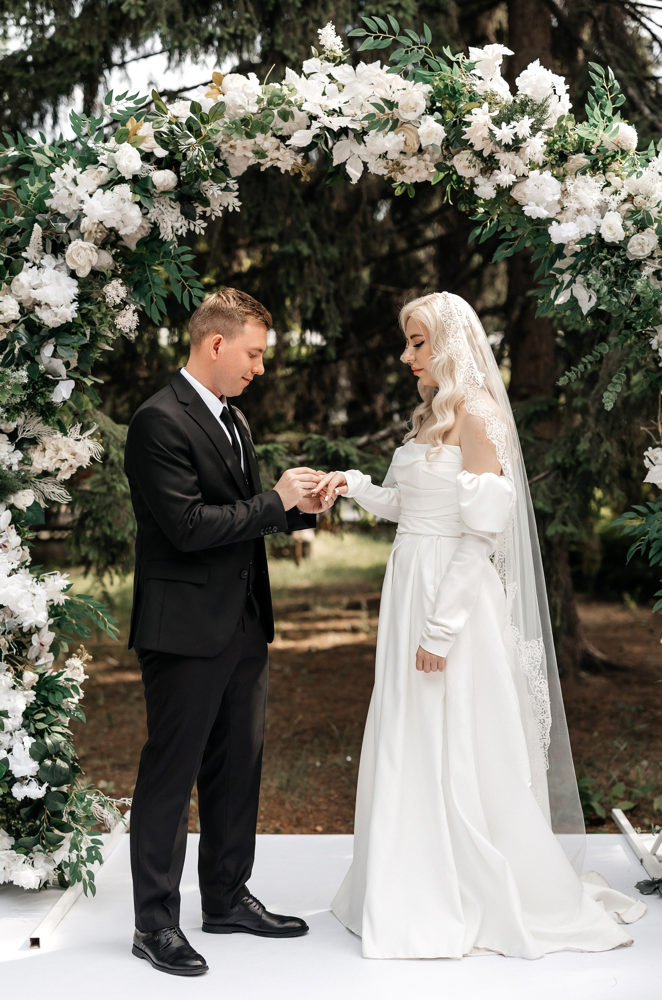 Антон & Анастасия. Свадебный и семейный фотограф в Омске Евгения Хакимова