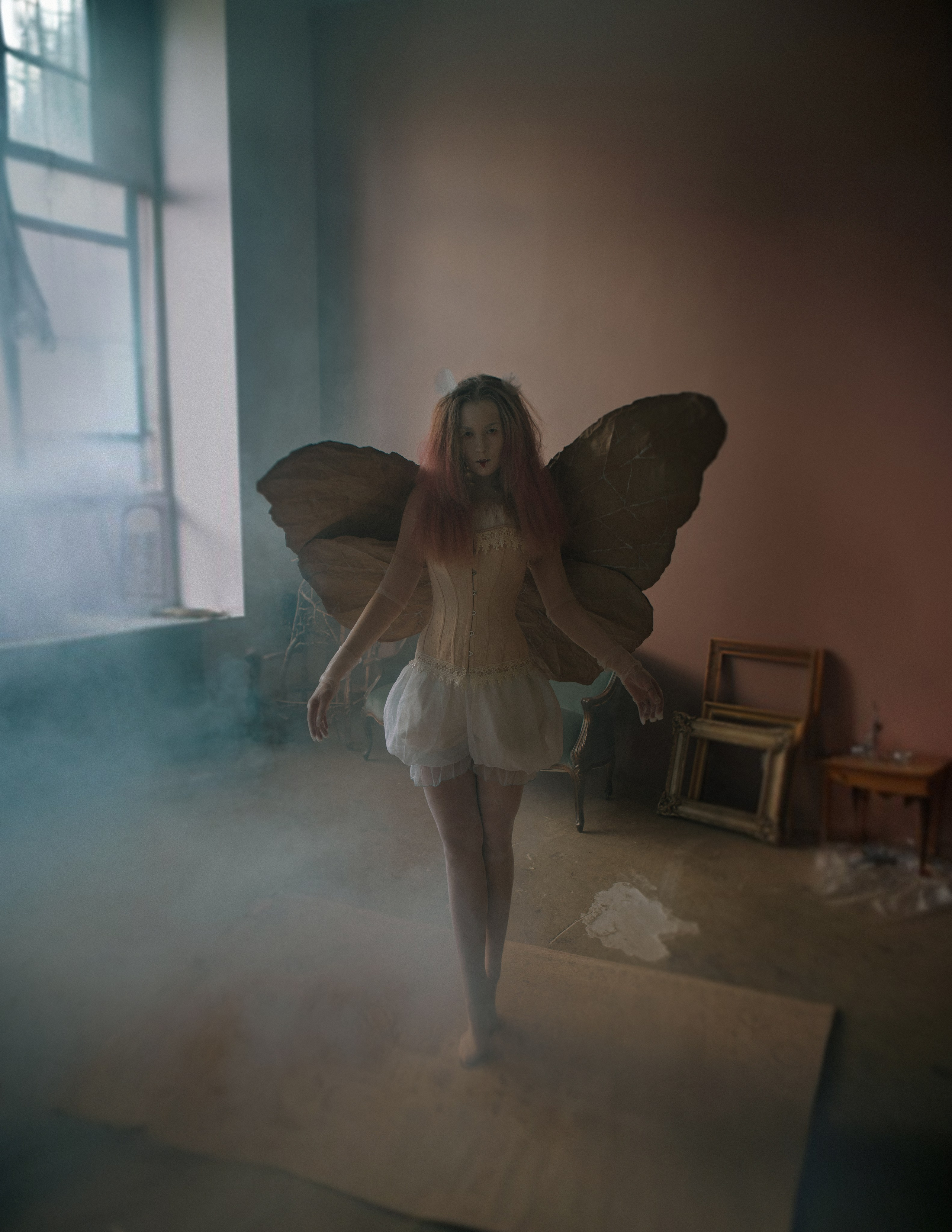 Девочка моль. Allirubrum