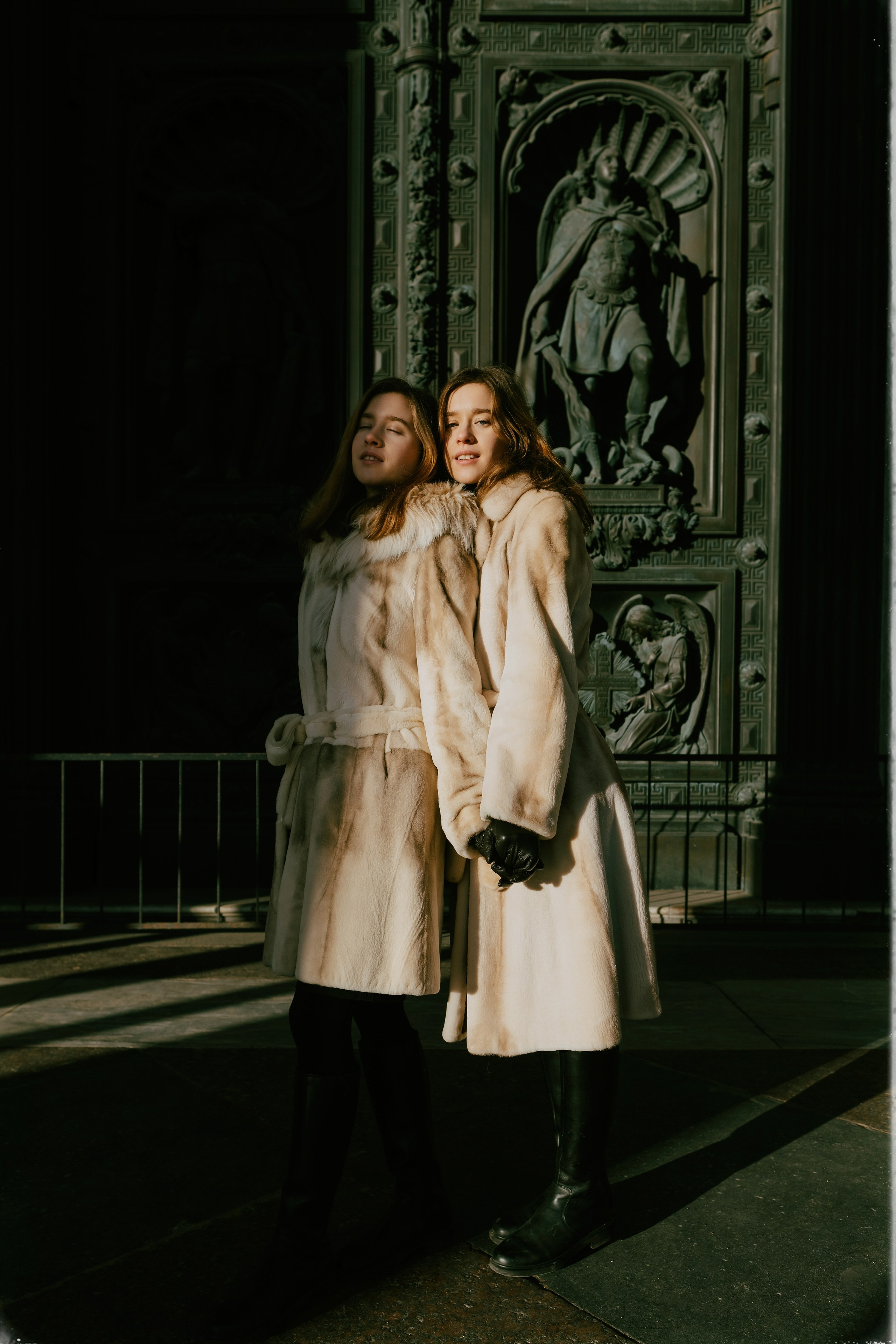 Ксения и Виктория Крюковы. Портретный и репортажный фотограф в Санкт-Петербурге Дарья Сибирякова