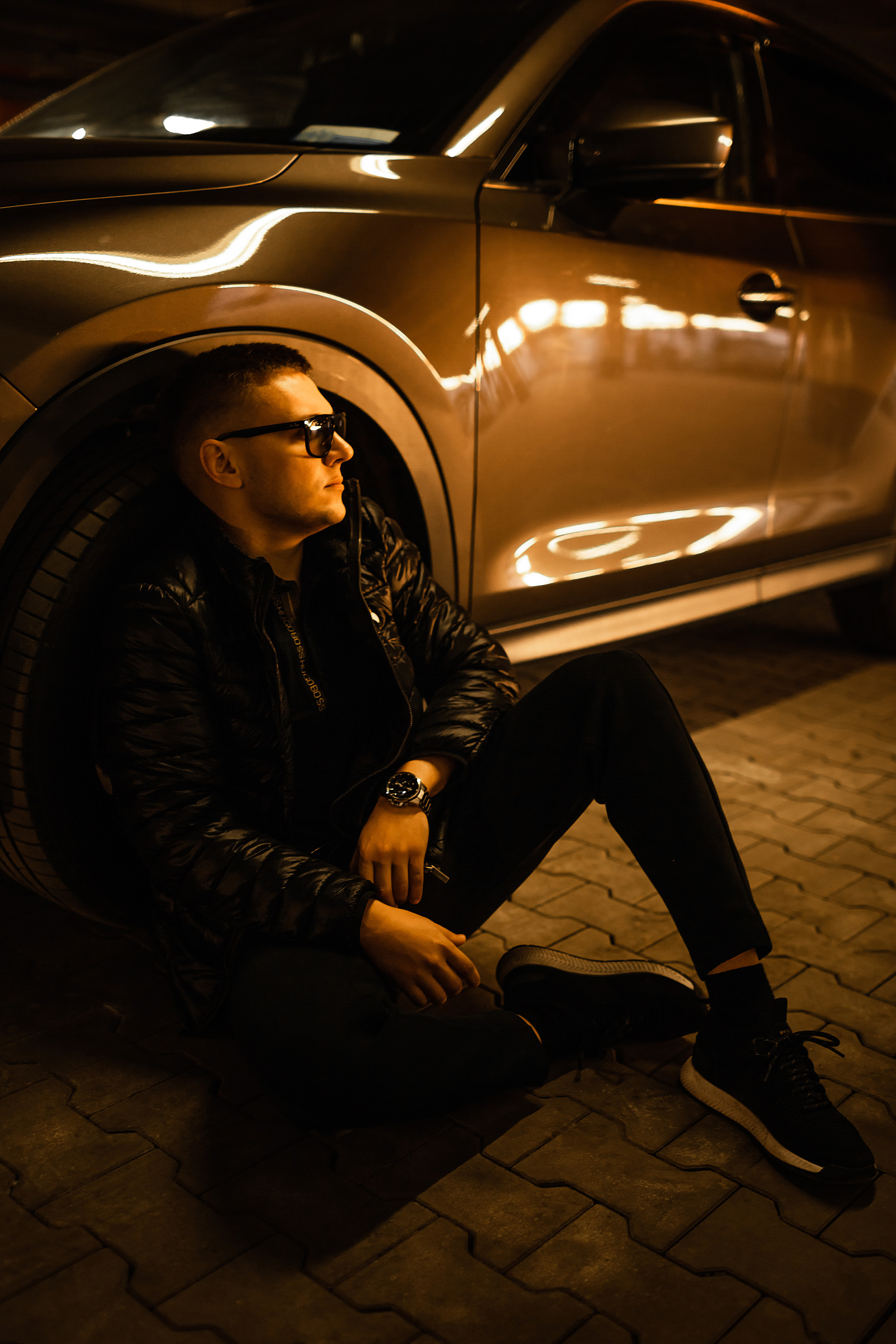 ДВИЖЕНИЯ НА ПАРКОВКЕ. Фотограф Бодров Александр Нижний Новгород