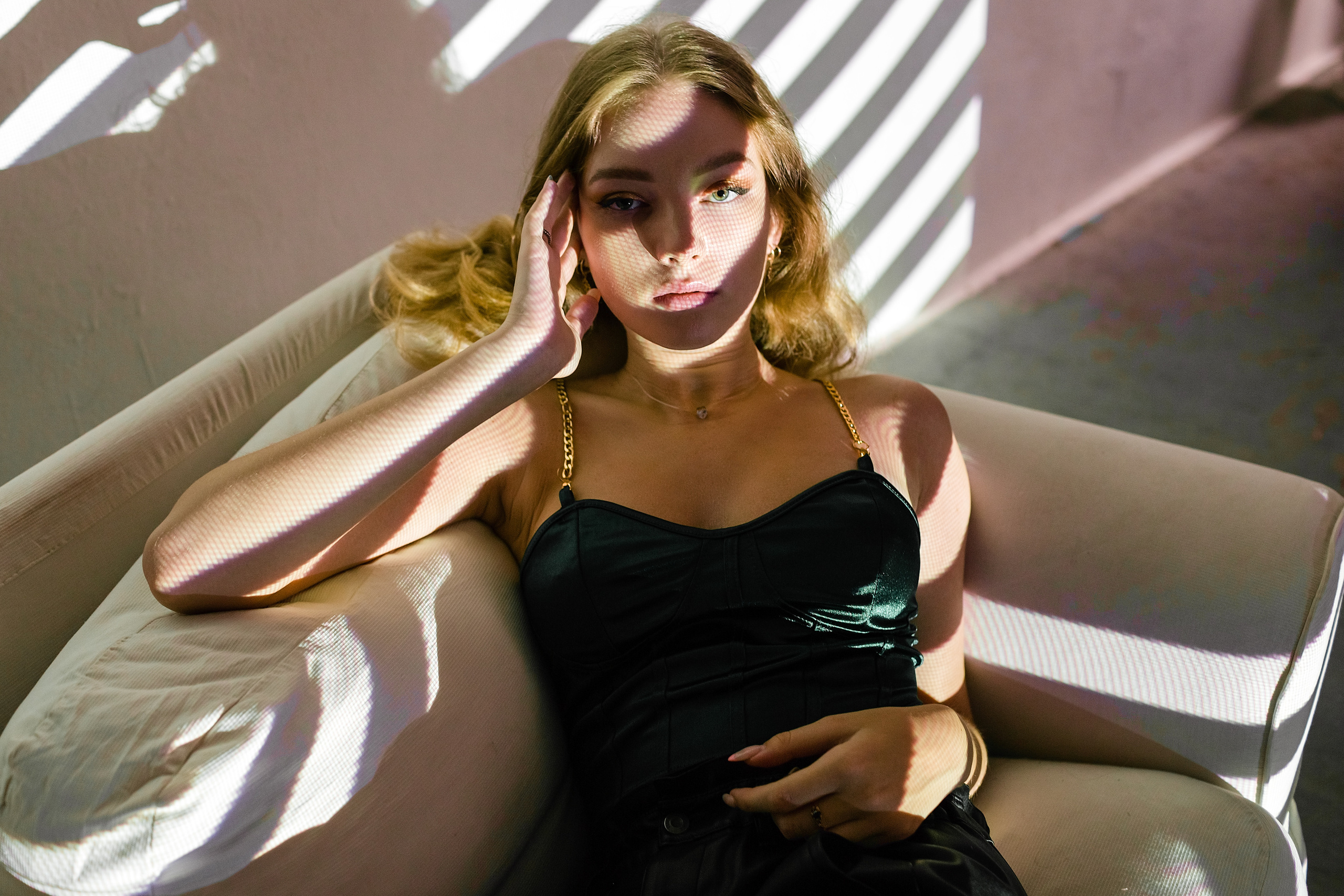 ПОД ЛУЧАМИ. Фотограф Бодров Александр Нижний Новгород