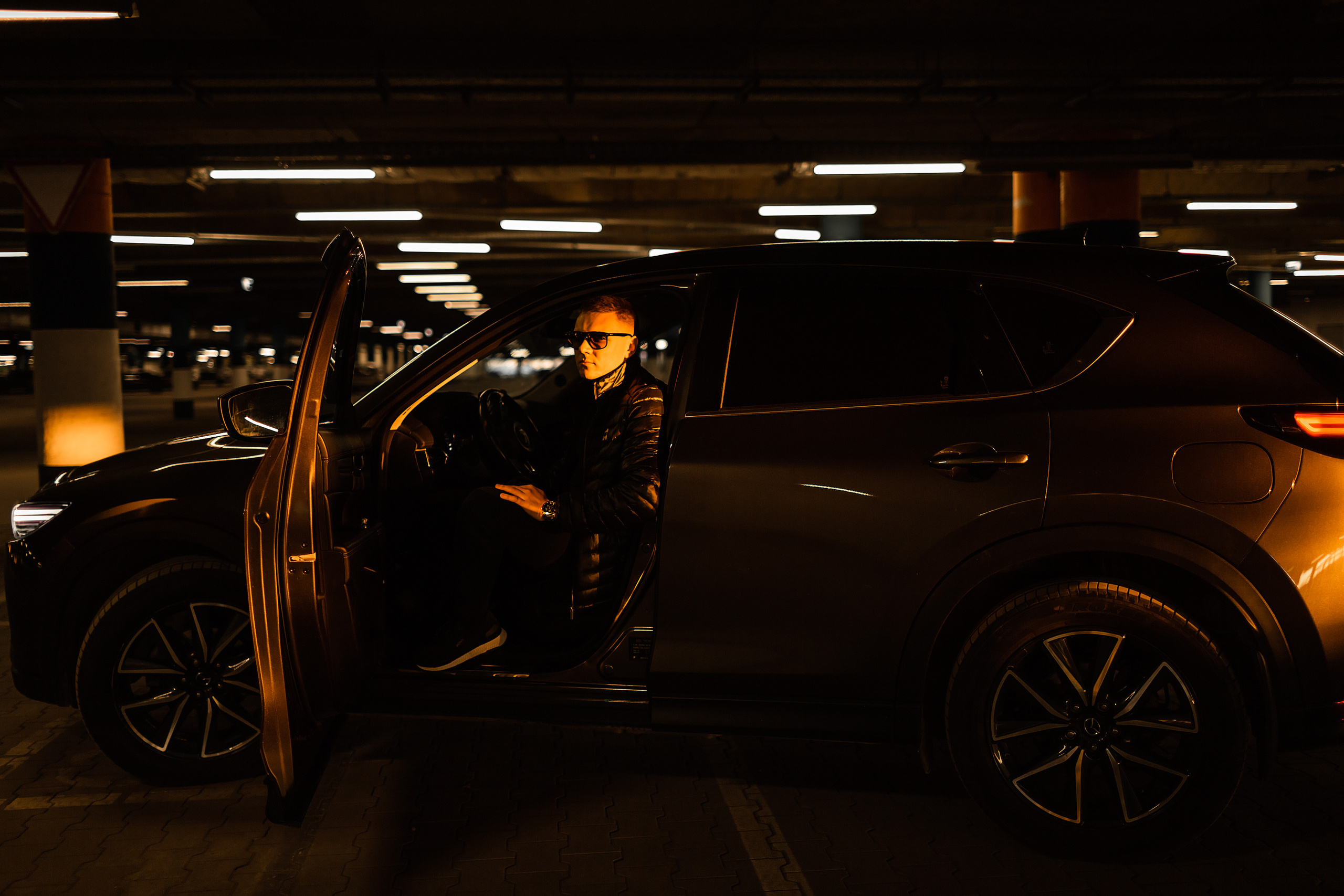 ДВИЖЕНИЯ НА ПАРКОВКЕ. Фотограф Бодров Александр Нижний Новгород