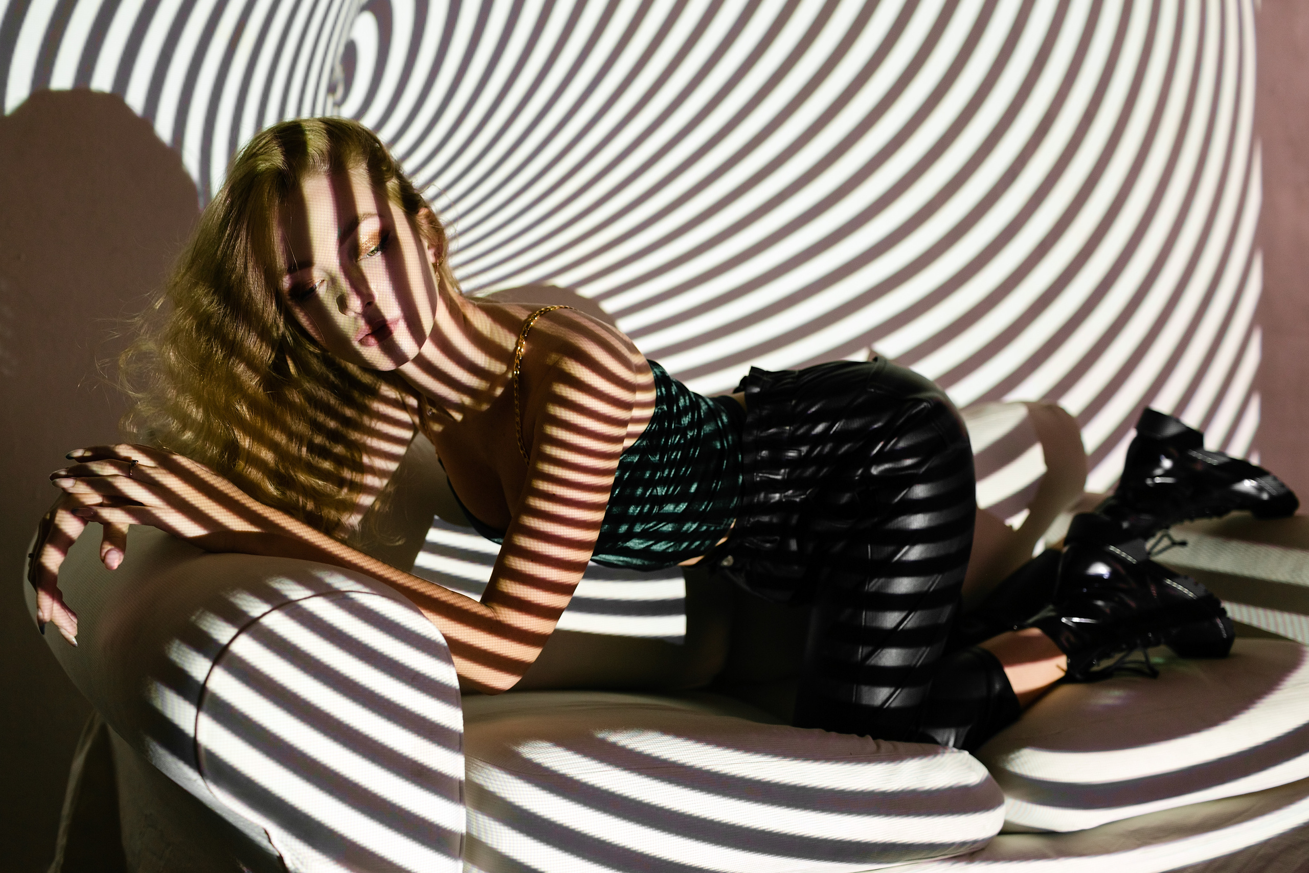 ПОД ЛУЧАМИ. Фотограф Бодров Александр Нижний Новгород