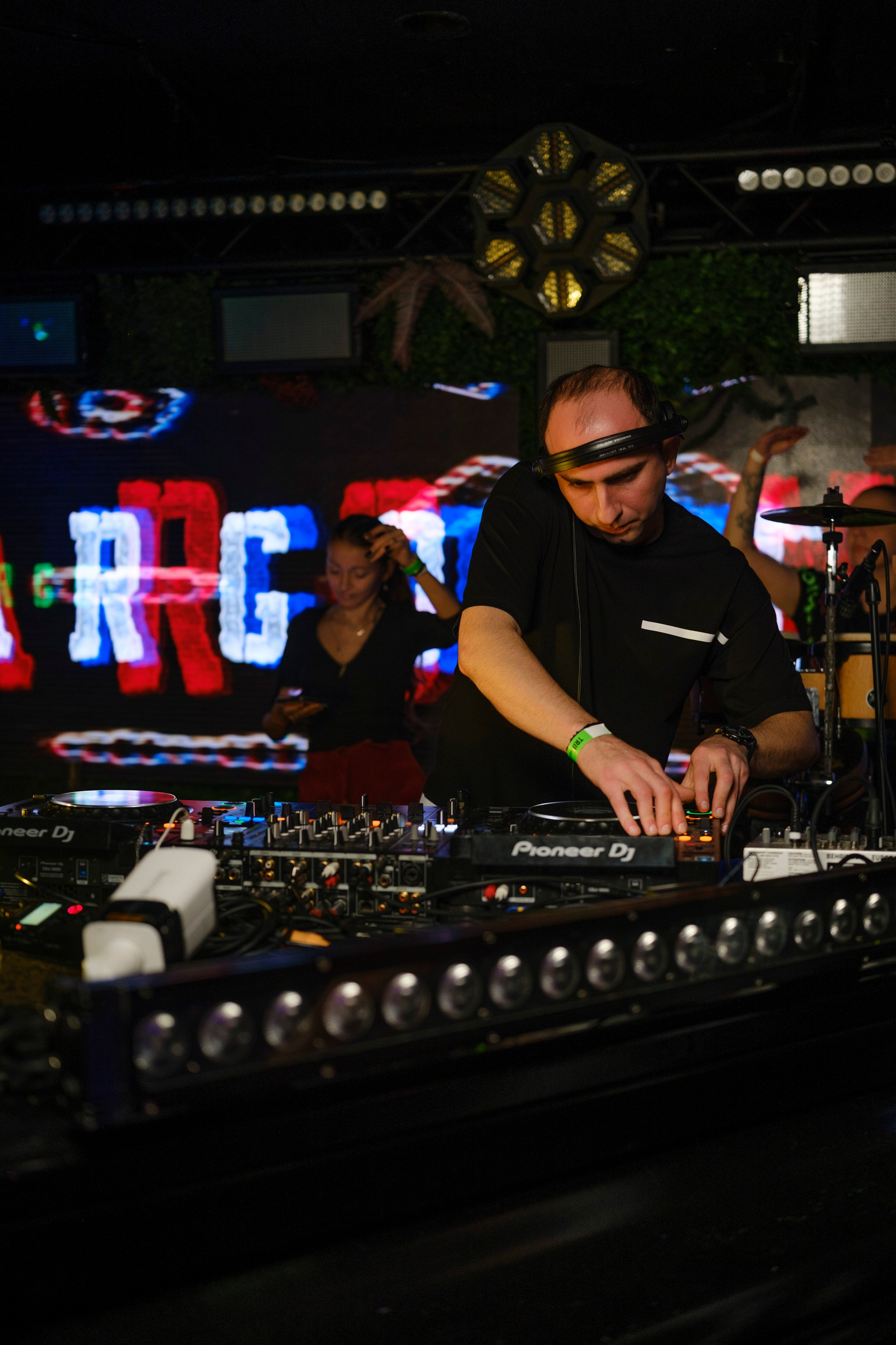 Embargo 2/03. Главная