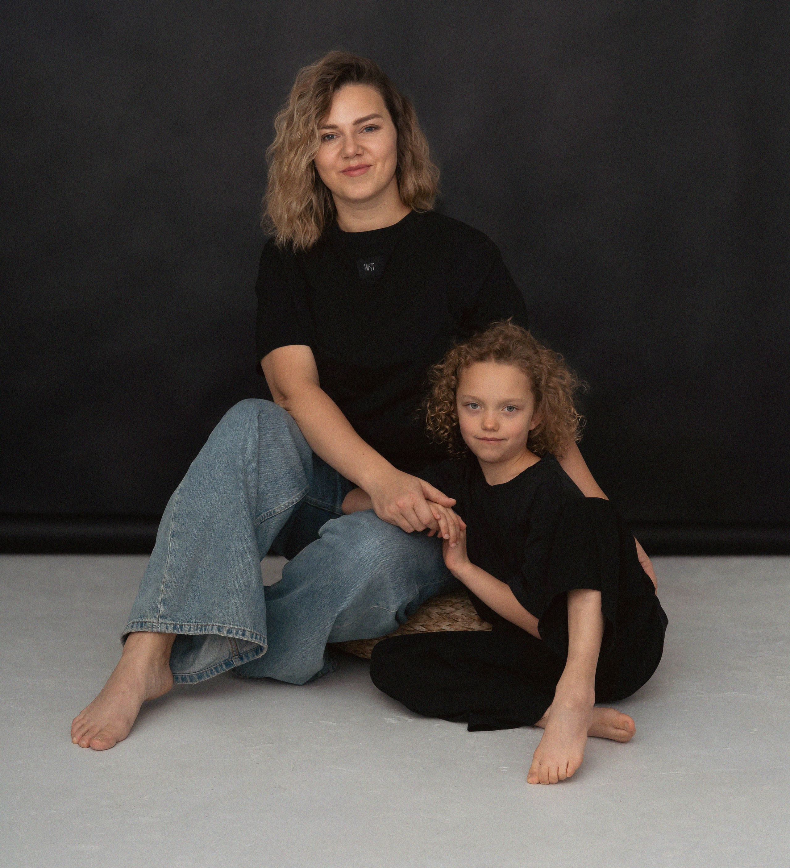 Фотосессия мама и дочка ко дню мамы