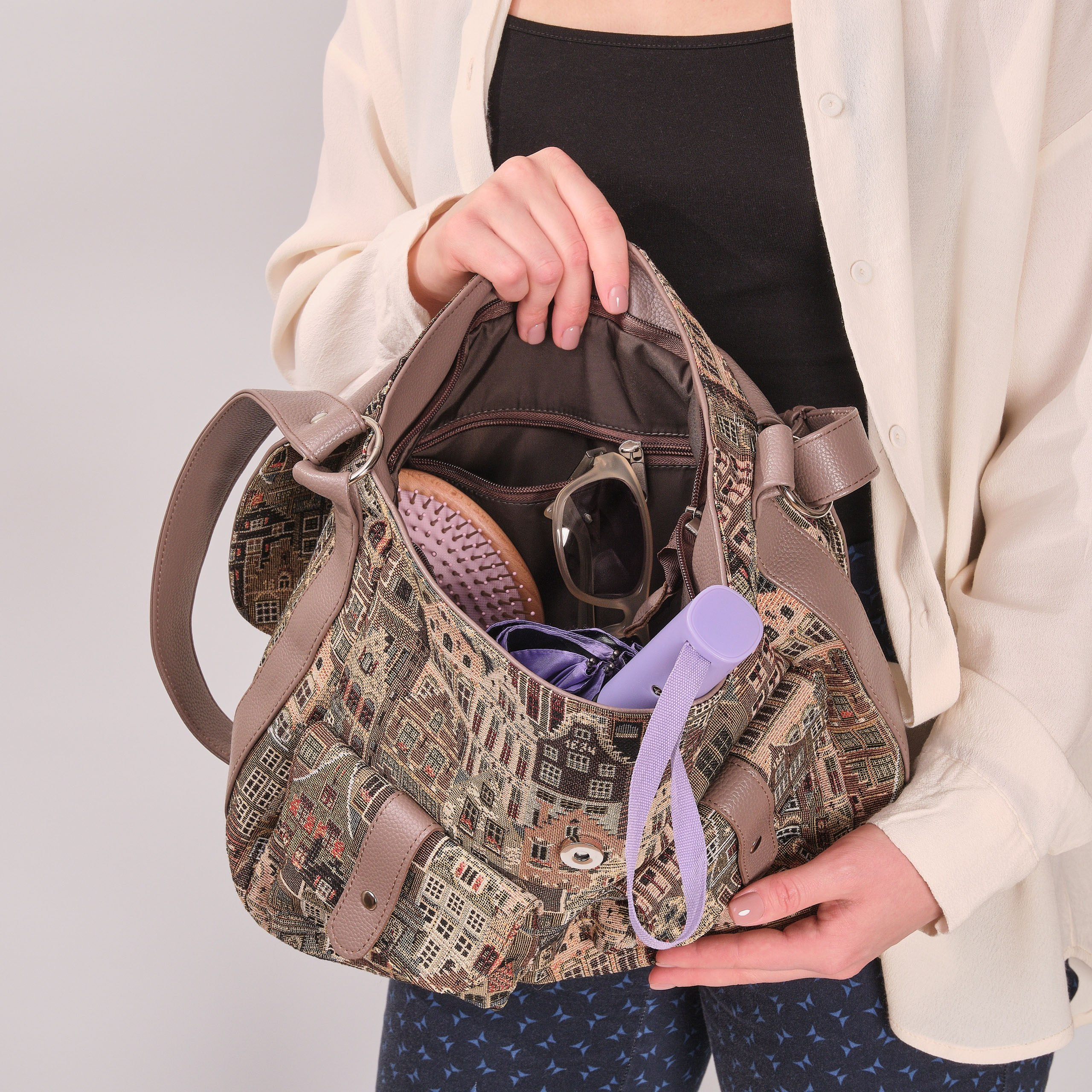 Фото и видео для маркетплейсов, премиум-студия Константина Фадеева