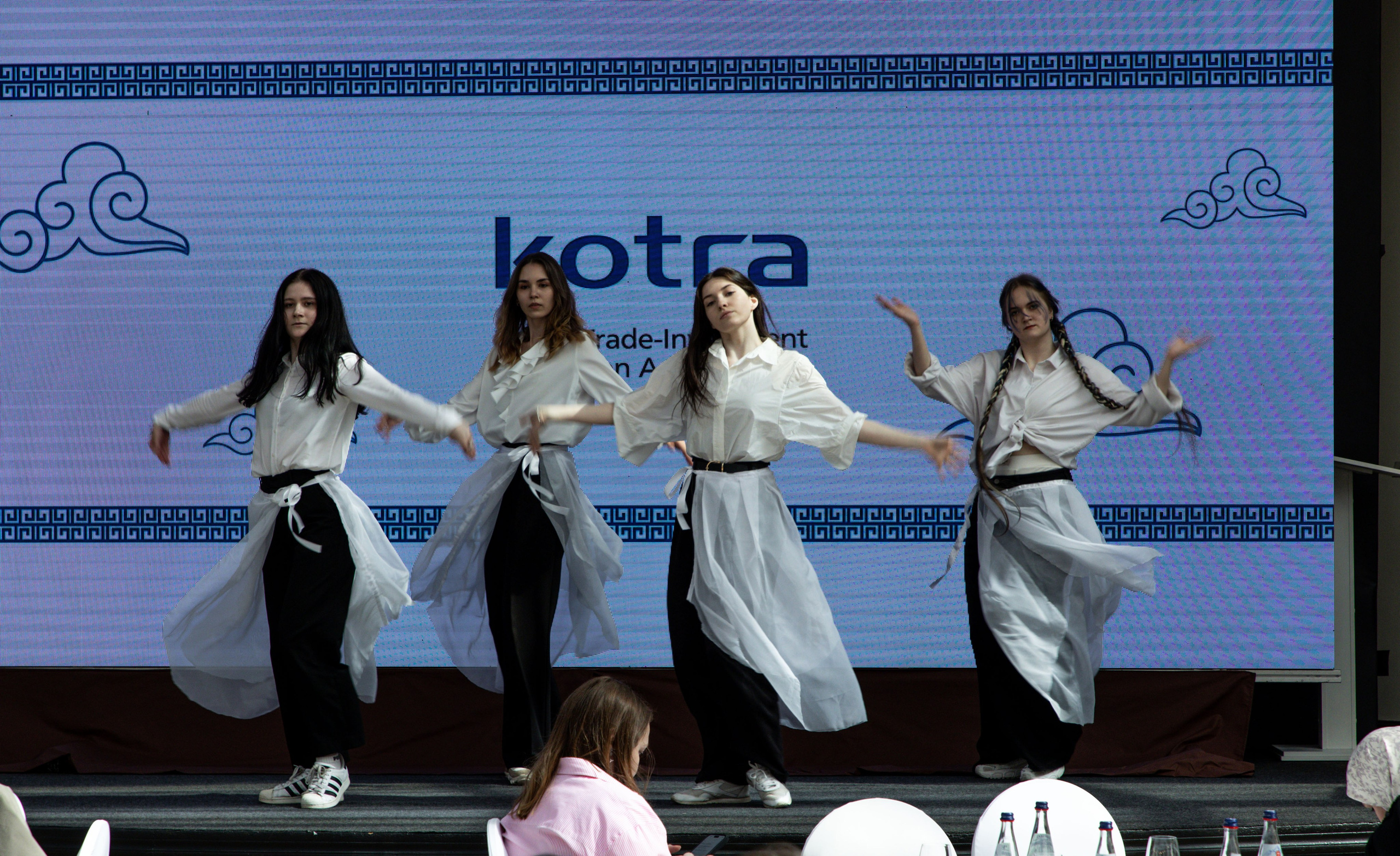 Kotra /K-Beauty forum. Photografer