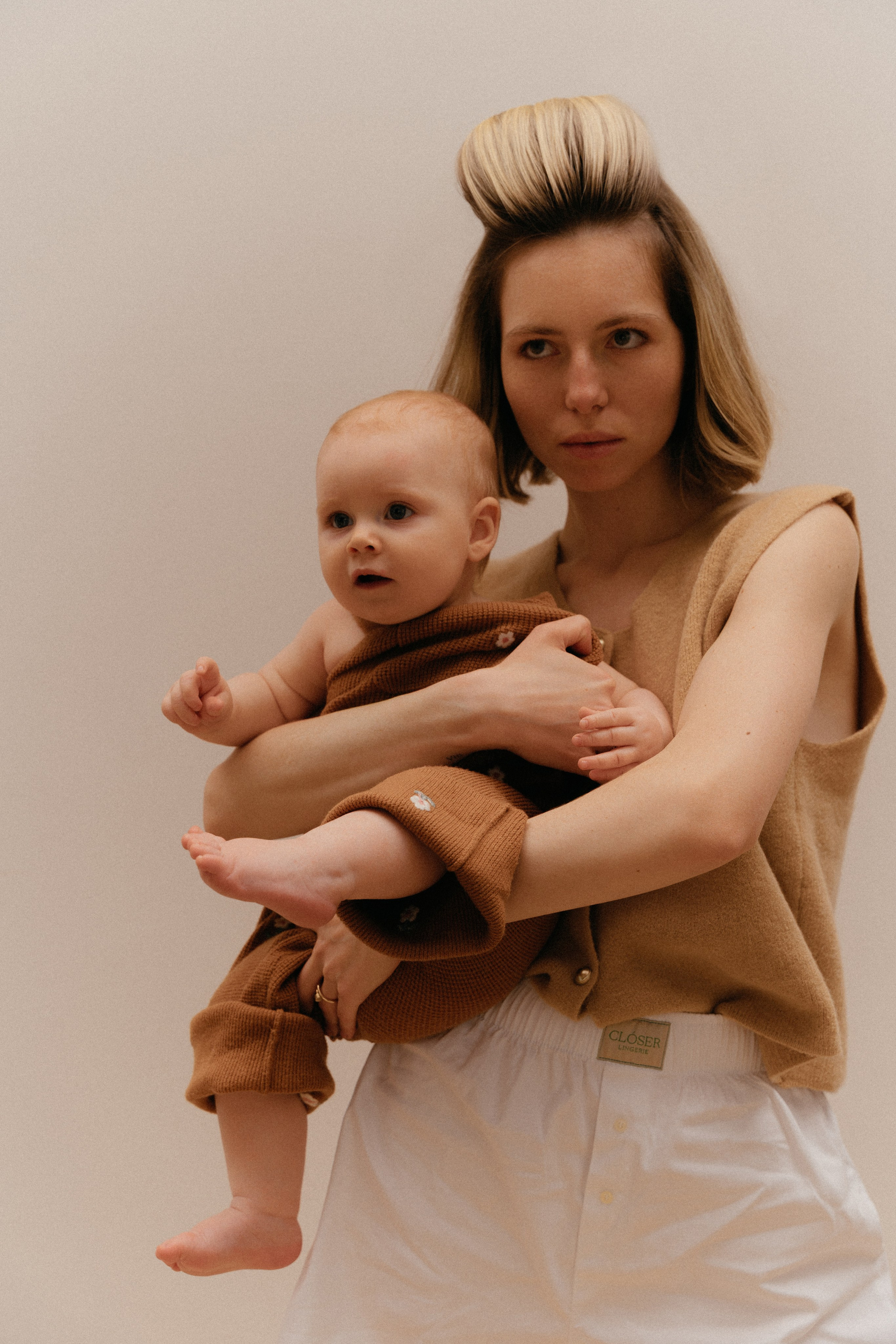 ◦ Соня ◦. Главная