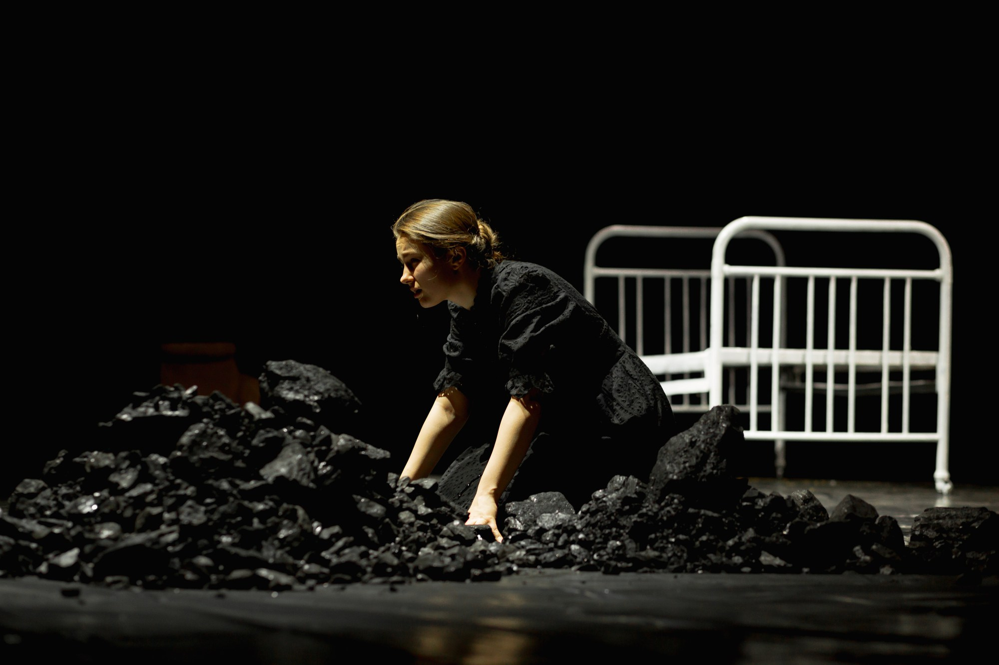 Спектакль Приглушенные голоса в Театре Эрмитажа (+репетиция). Семейный и портретный фотограф в Санкт-Петербурге Андрей Воробьев