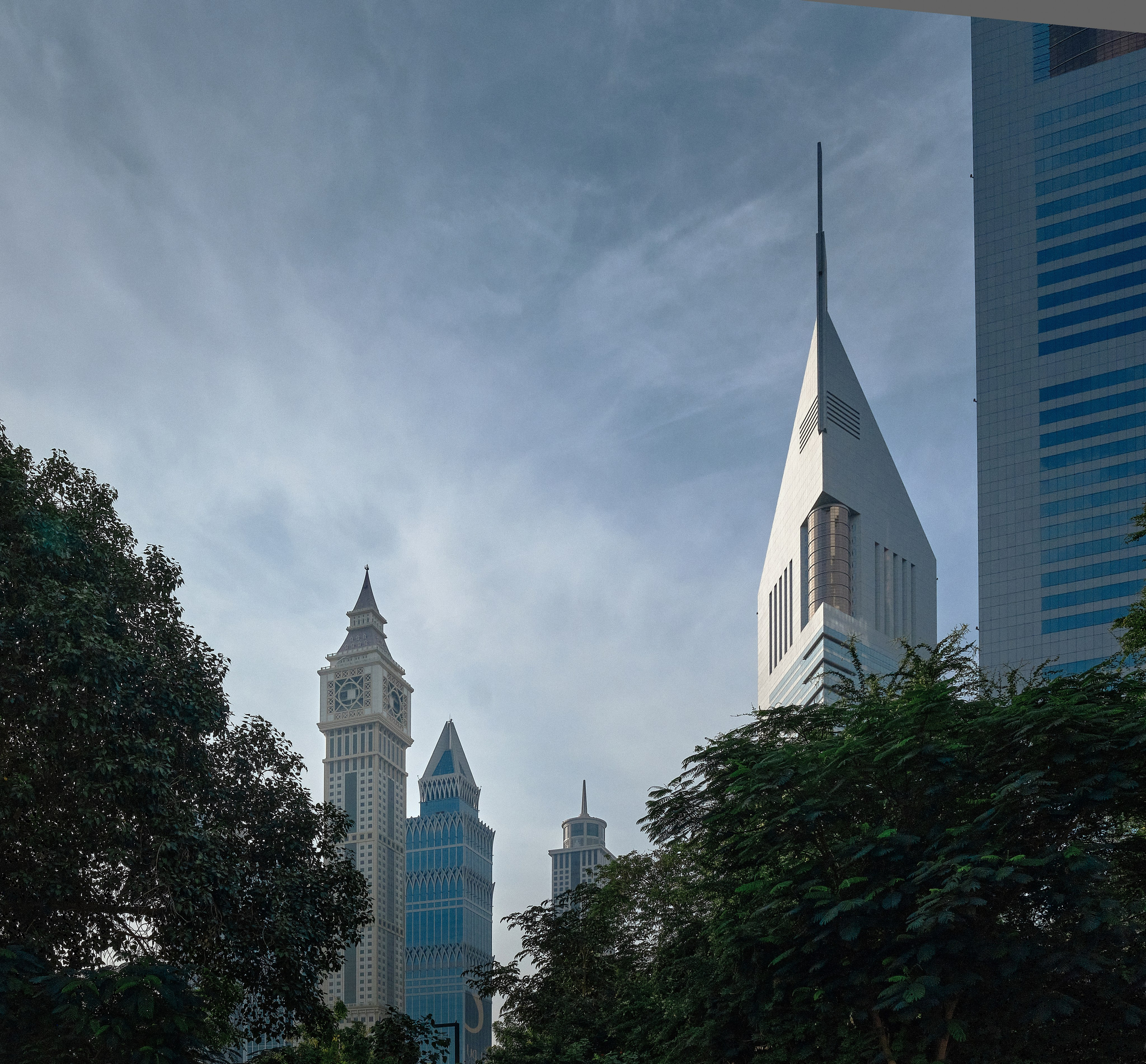 Dubai & Abu Dhabi. Aleksandr Kobtsev