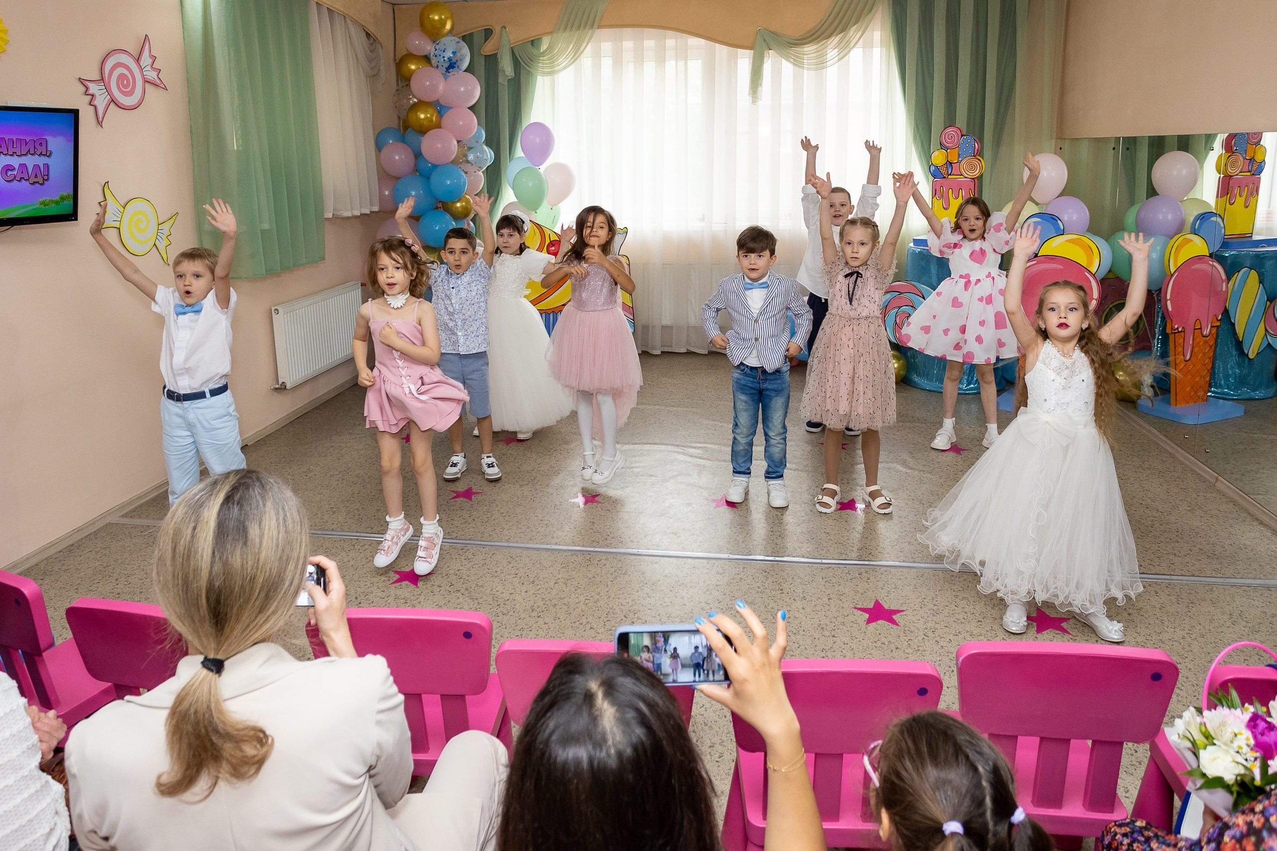 Выпускной Детский сад, 2 часа, 8000. Выпускные альбомы Майкоп, Краснодар Елена Золотарева