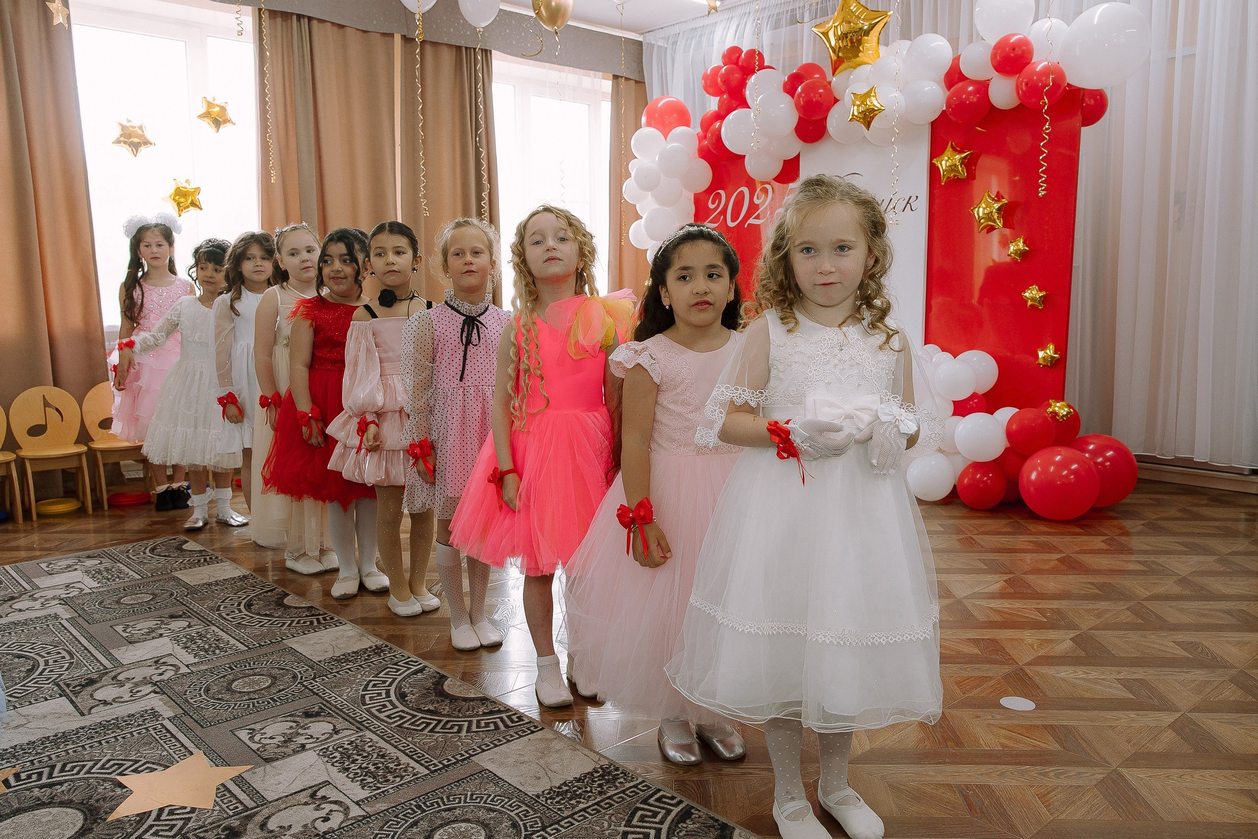 Выпускной в ДС 26. Выпускные альбомы Натальи Бутко: Новороссийск, Анапа, Геленджик