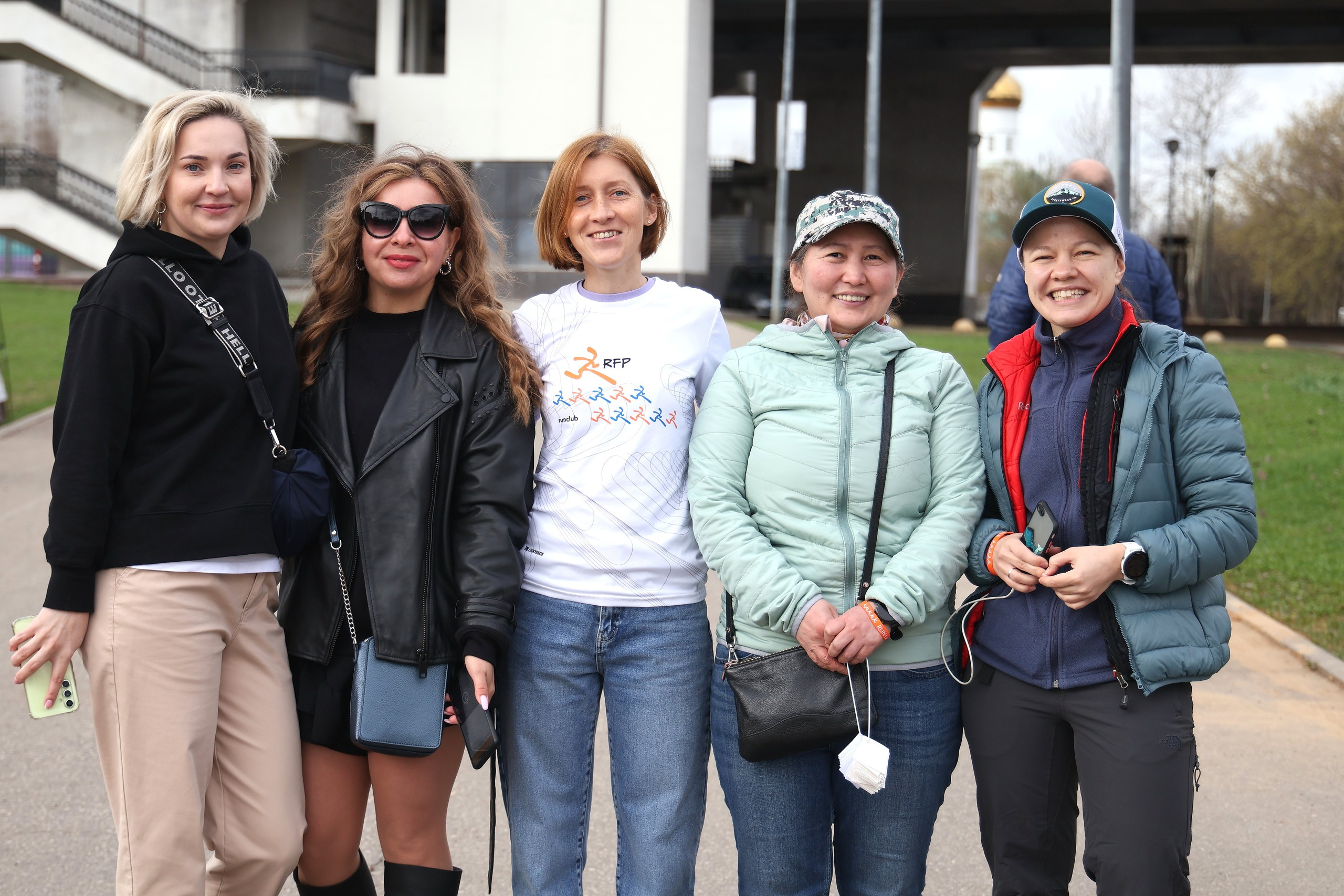 Забег «Контольная десятка» от RUN for PEOPLE. Спортивный и репортажный фотограф Ермакова Светлана