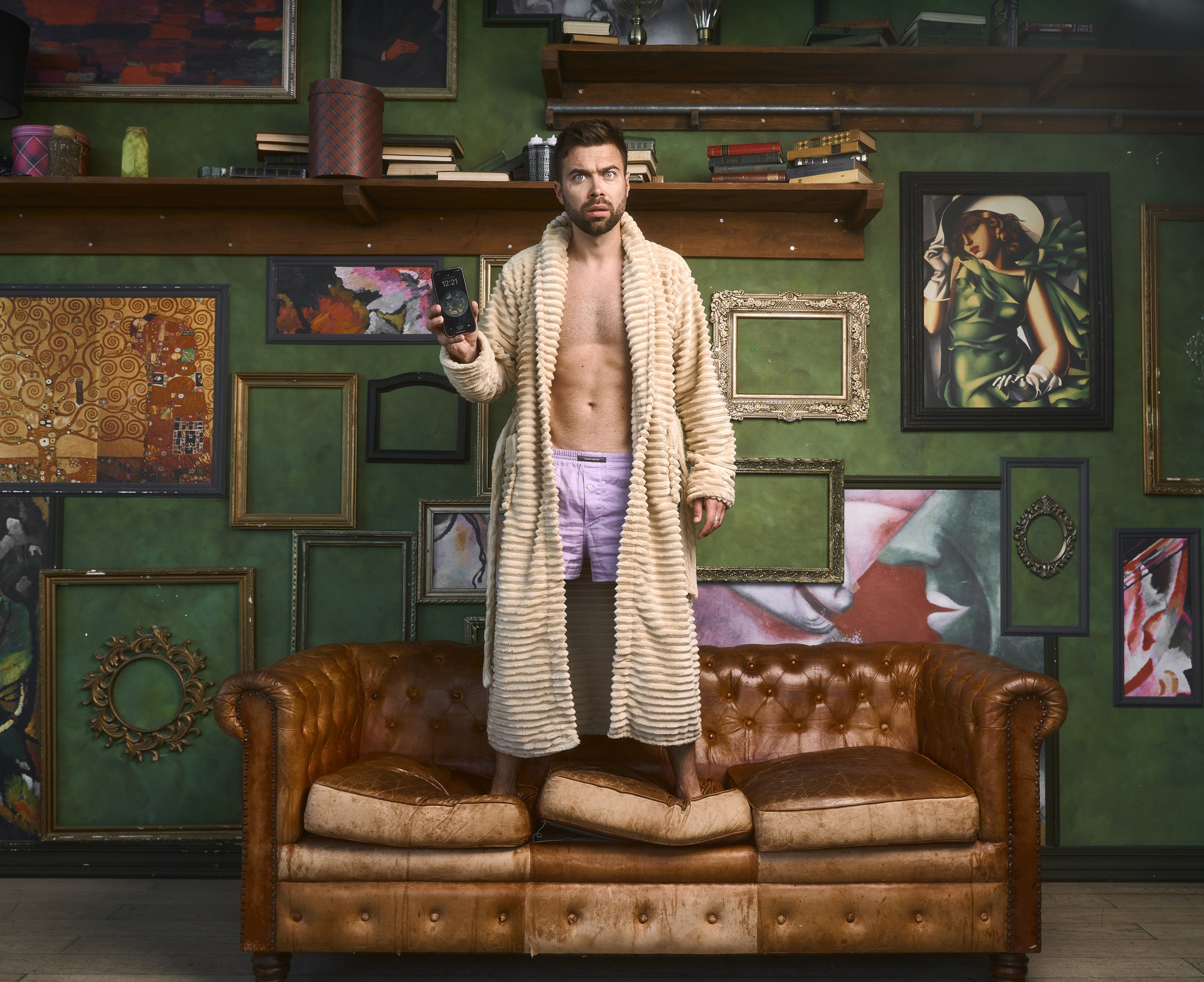 Павел — ведущий. Главная