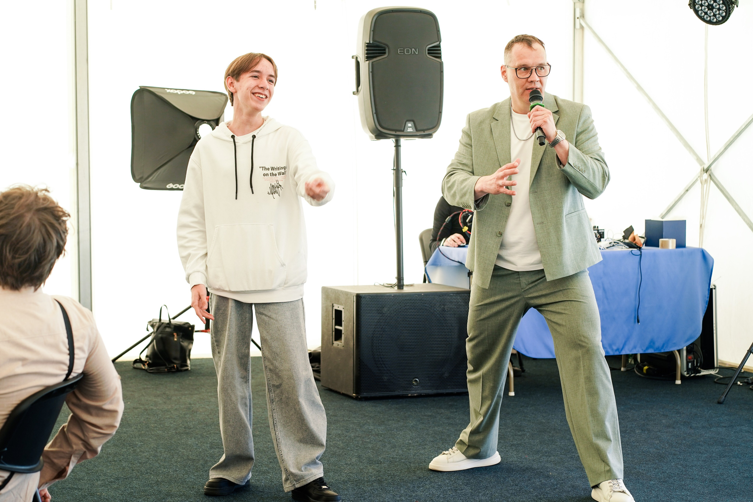 Выпускной 9 класса школа 19 в Коматек. Семейный и портретный фотограф в Екатеринбурге Анна Лобанова