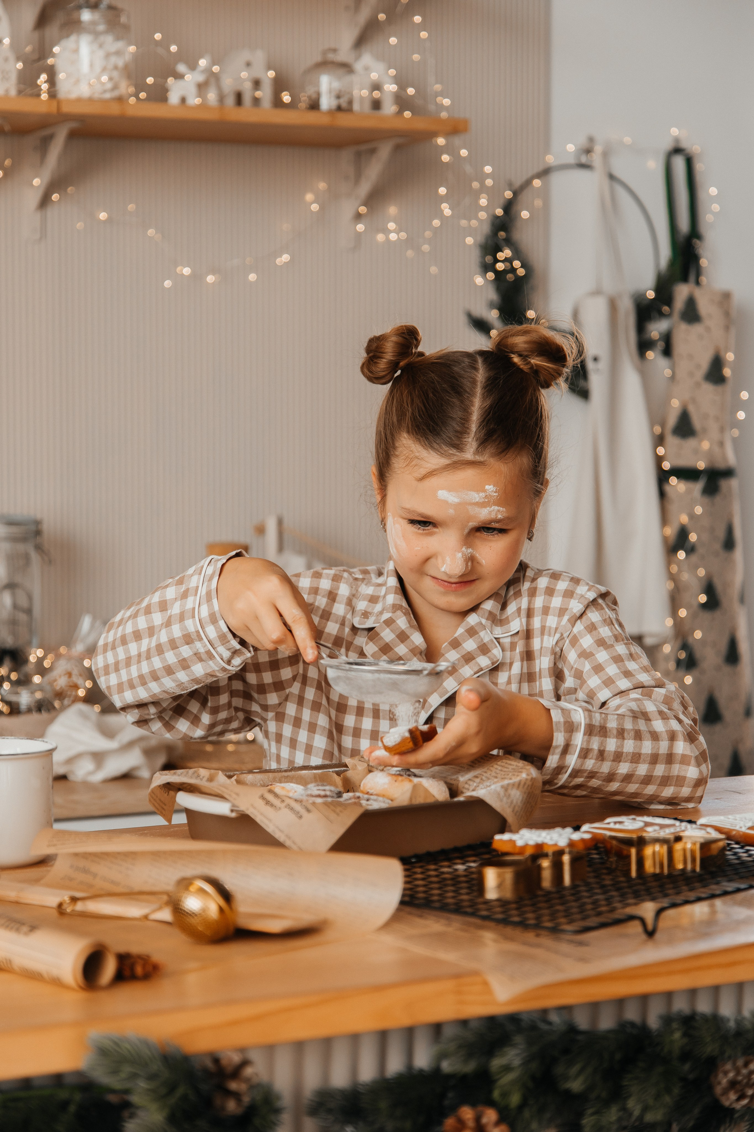 Новогодняя фотосессия в студии в Сочи. Семейный фотограф в Сочи, Лоо, Дагомысе, Вардане Кучумова Олеся
