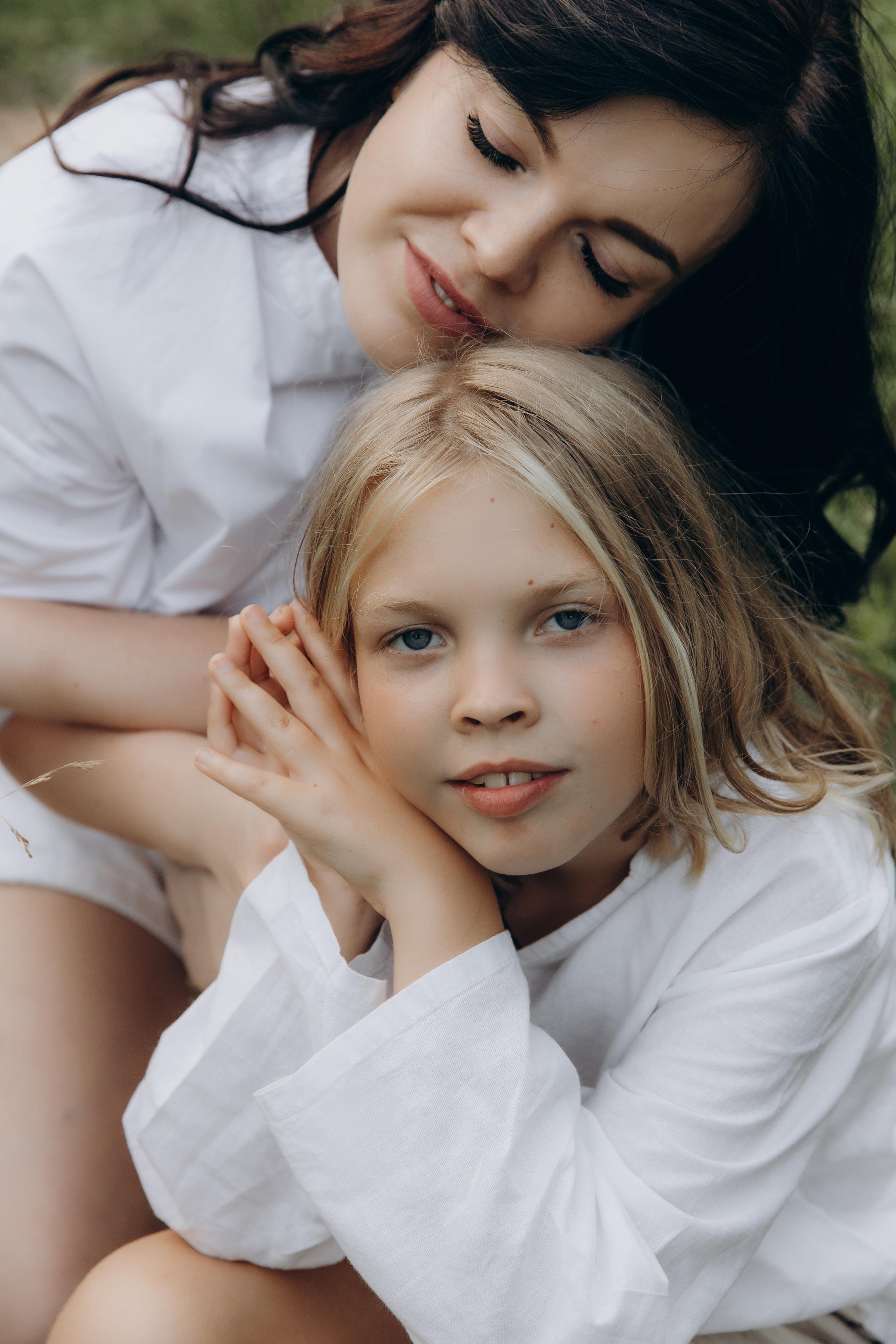 Прогулка в парке семейная съемка мамы с дочкой. Артем Розанов фотограф в Иванове фотограф в Кинешме