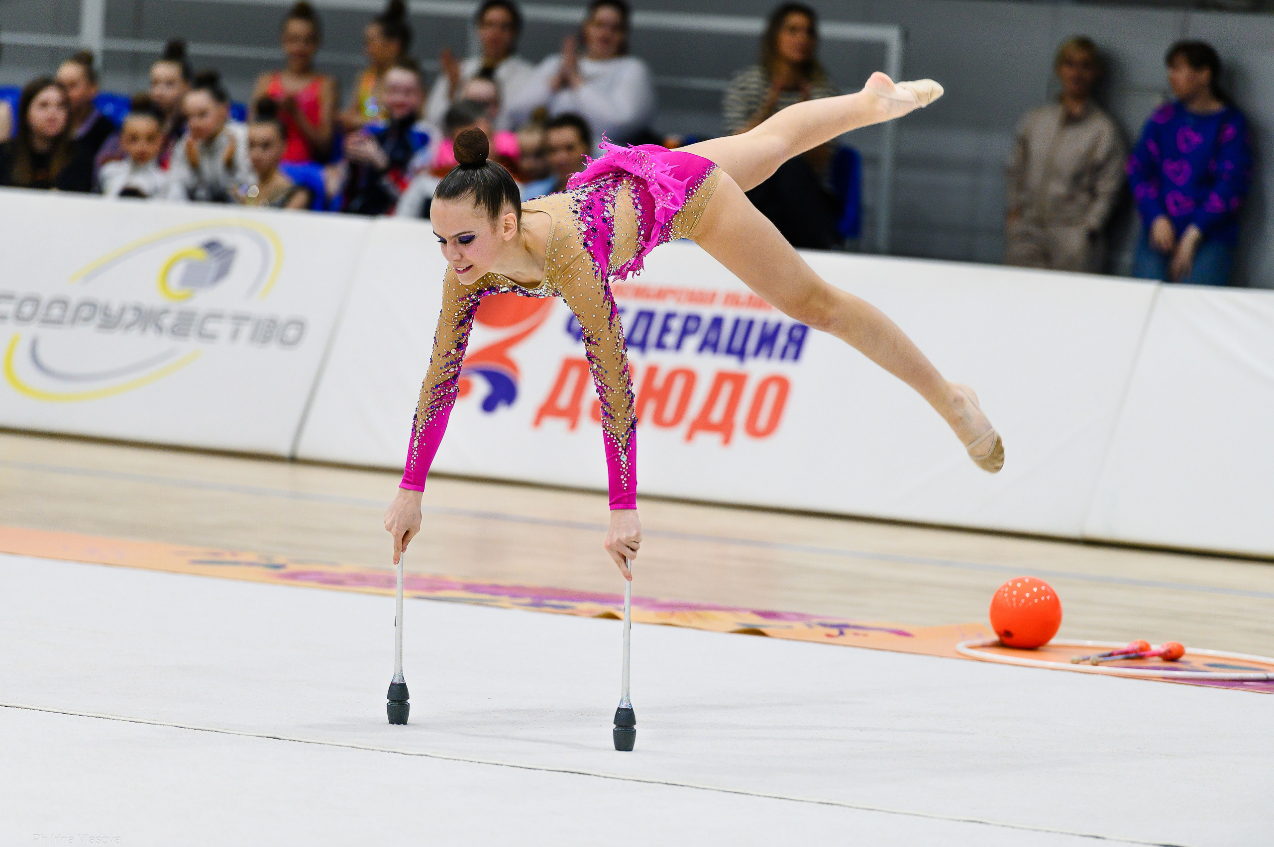 лучший репортажный фотограф нск