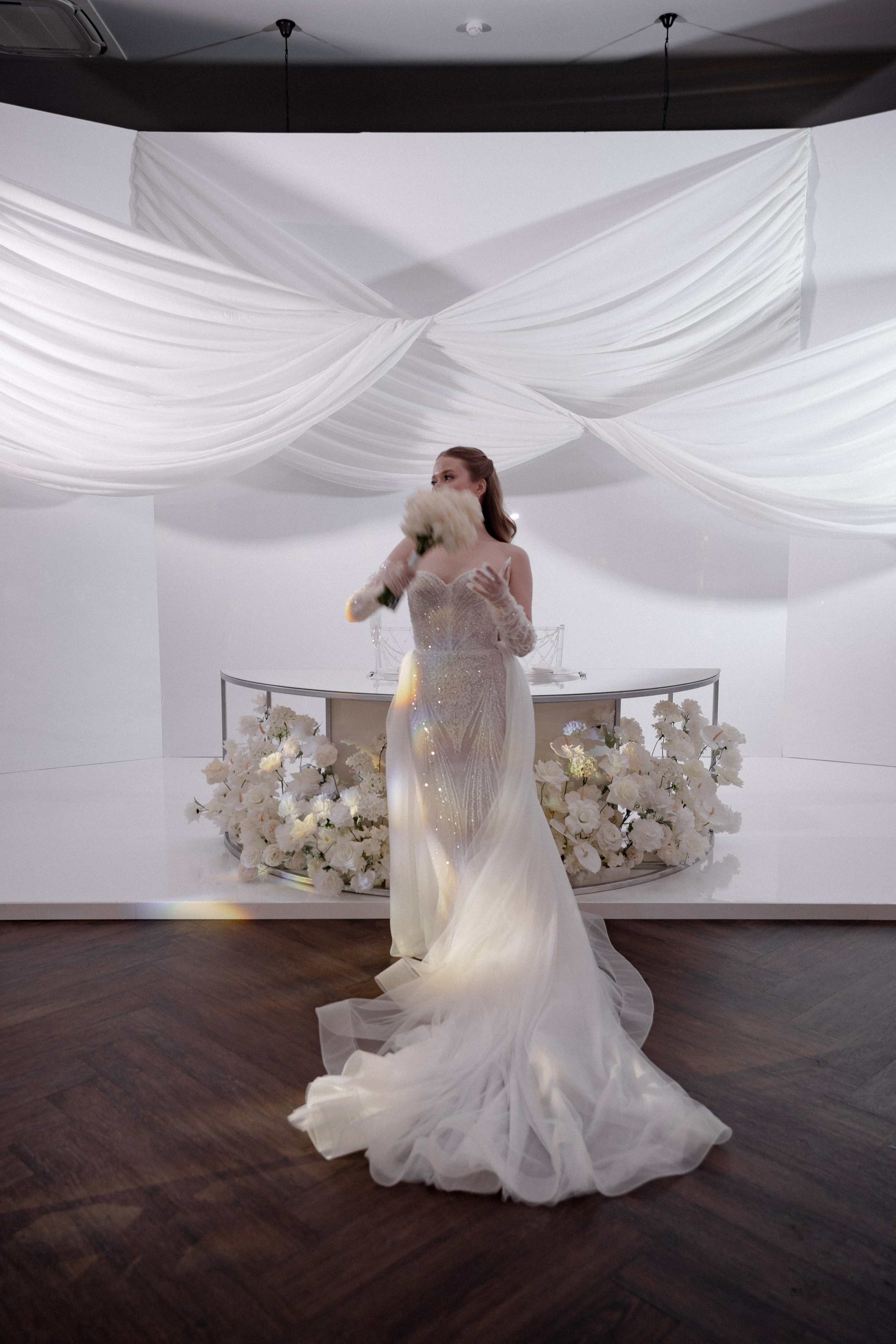 СВАДЕБНАЯ СЬЕМКА СБОРОВ В ОТЕЛЕ И ВЫЕЗД НА ЦЕРЕМОНИЮ (СНЯТО В СИБИРЕ В НИЖНЕВАРТОВСКЕ). Профессиональный фотограф, Санкт-Петербург — Виктория Богомолова