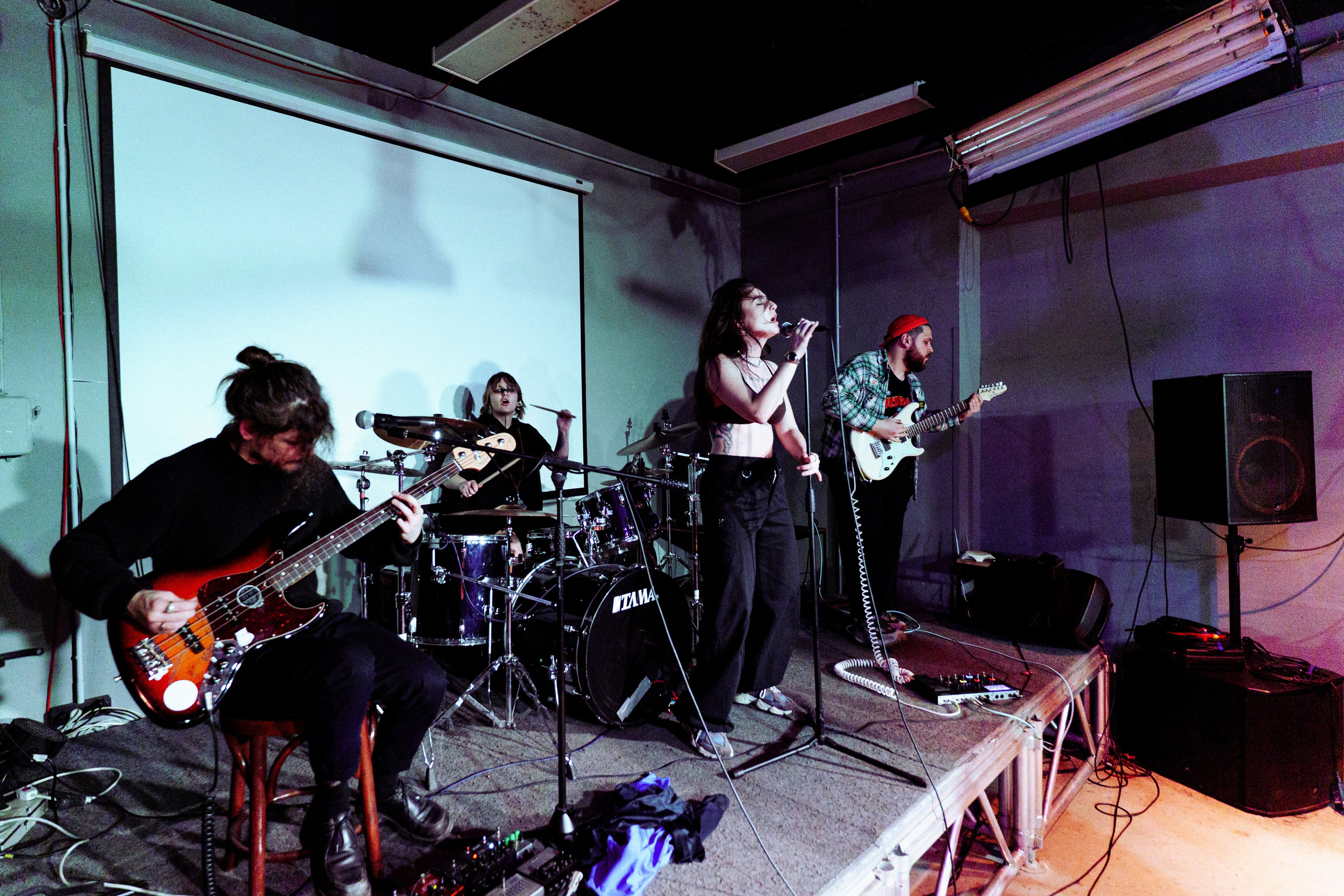 Falltime Gig. Концертный и репортажный фотограф в Санкт-Петербурге Слава Пахомов