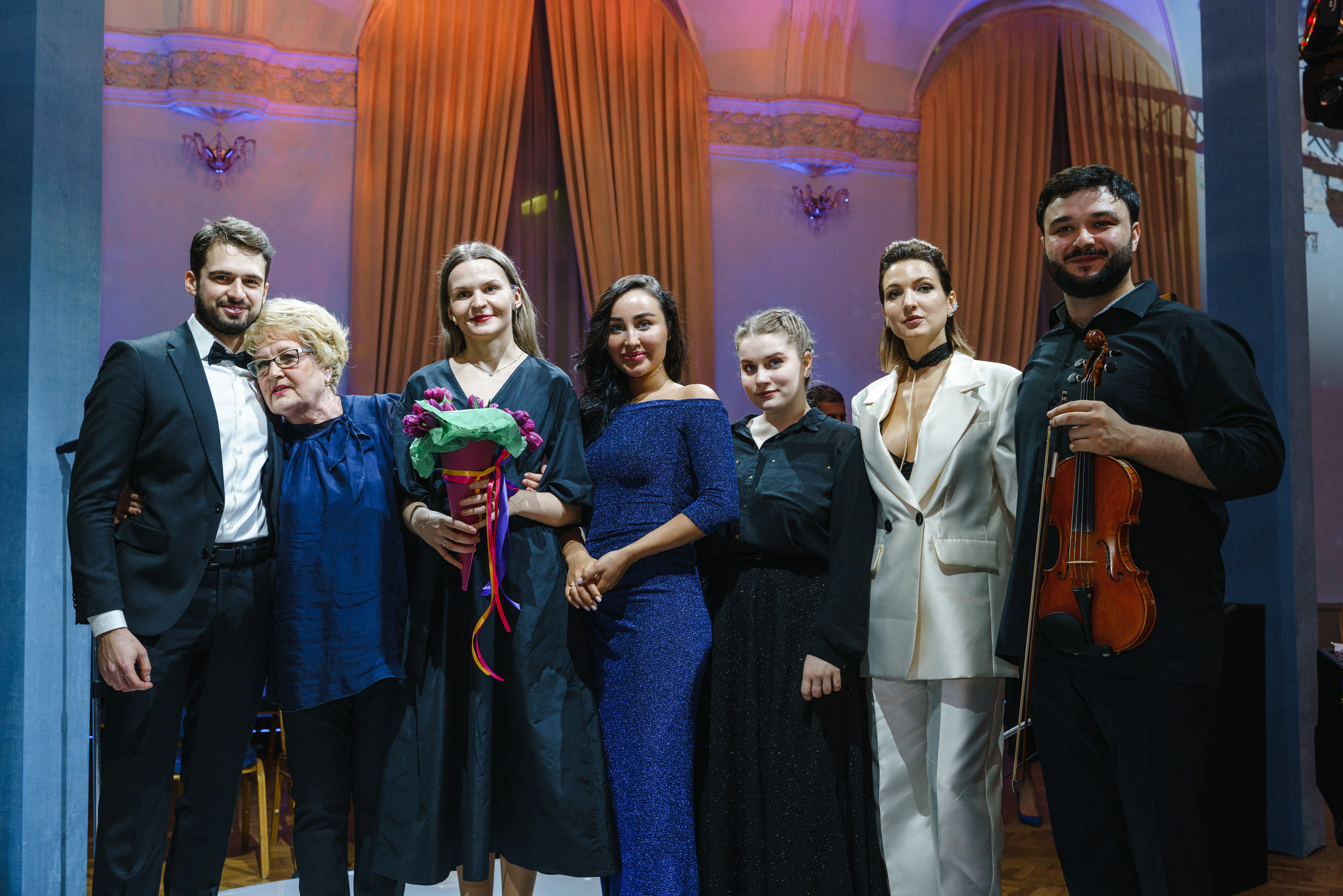 Проект Opera&Vino. Главная