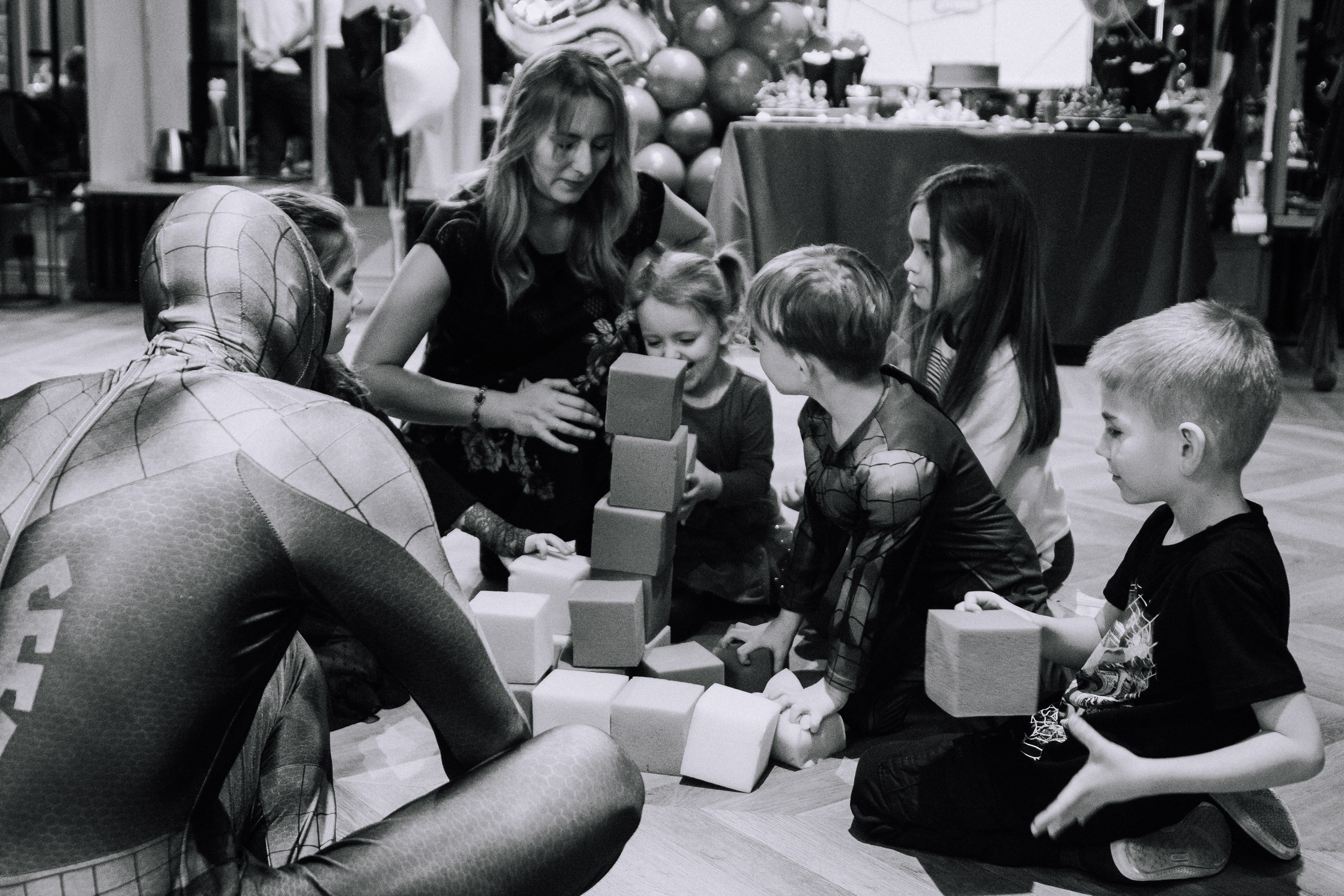 Spider 4. Фотографии с любовью