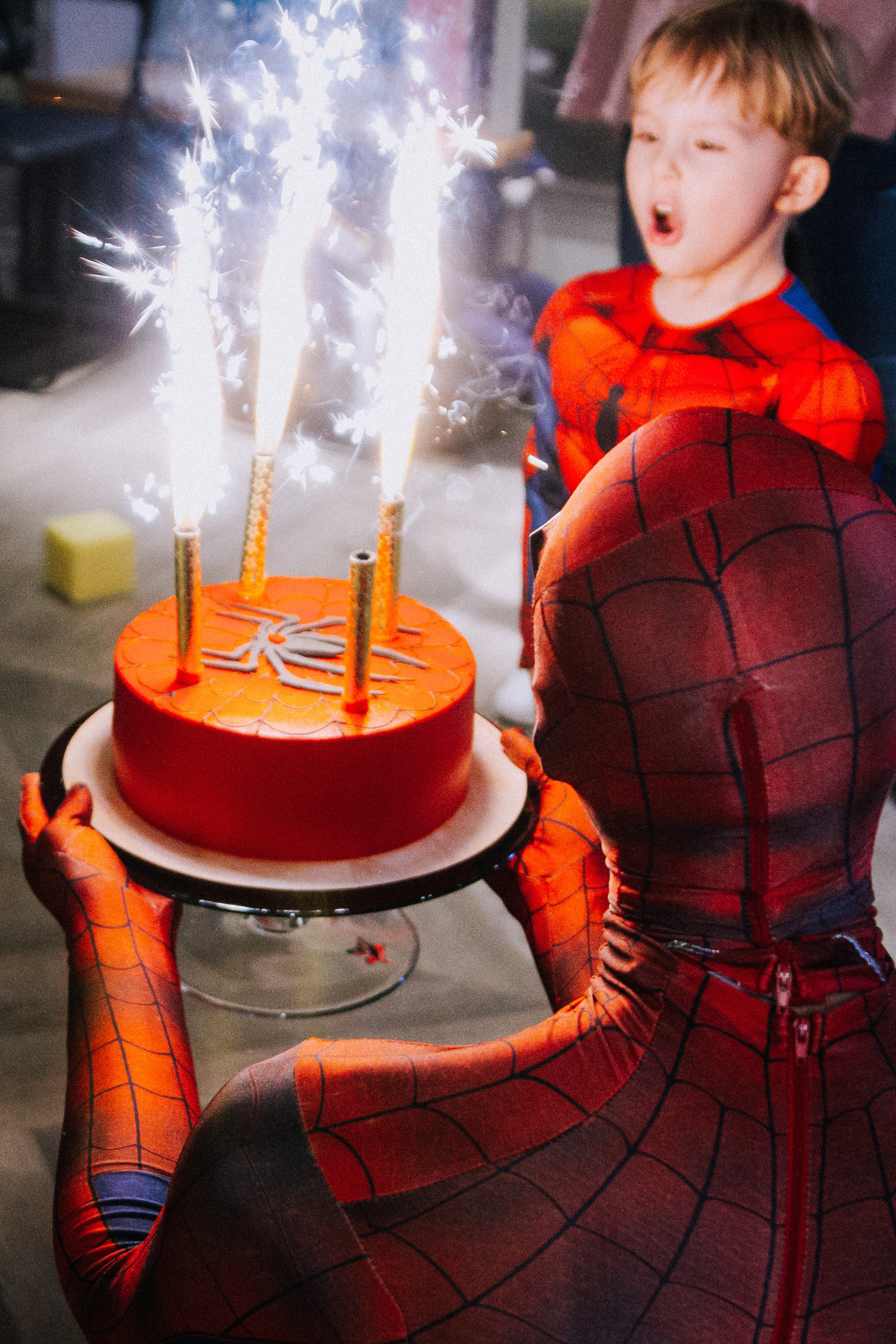 Spider 4. Фотографии с любовью