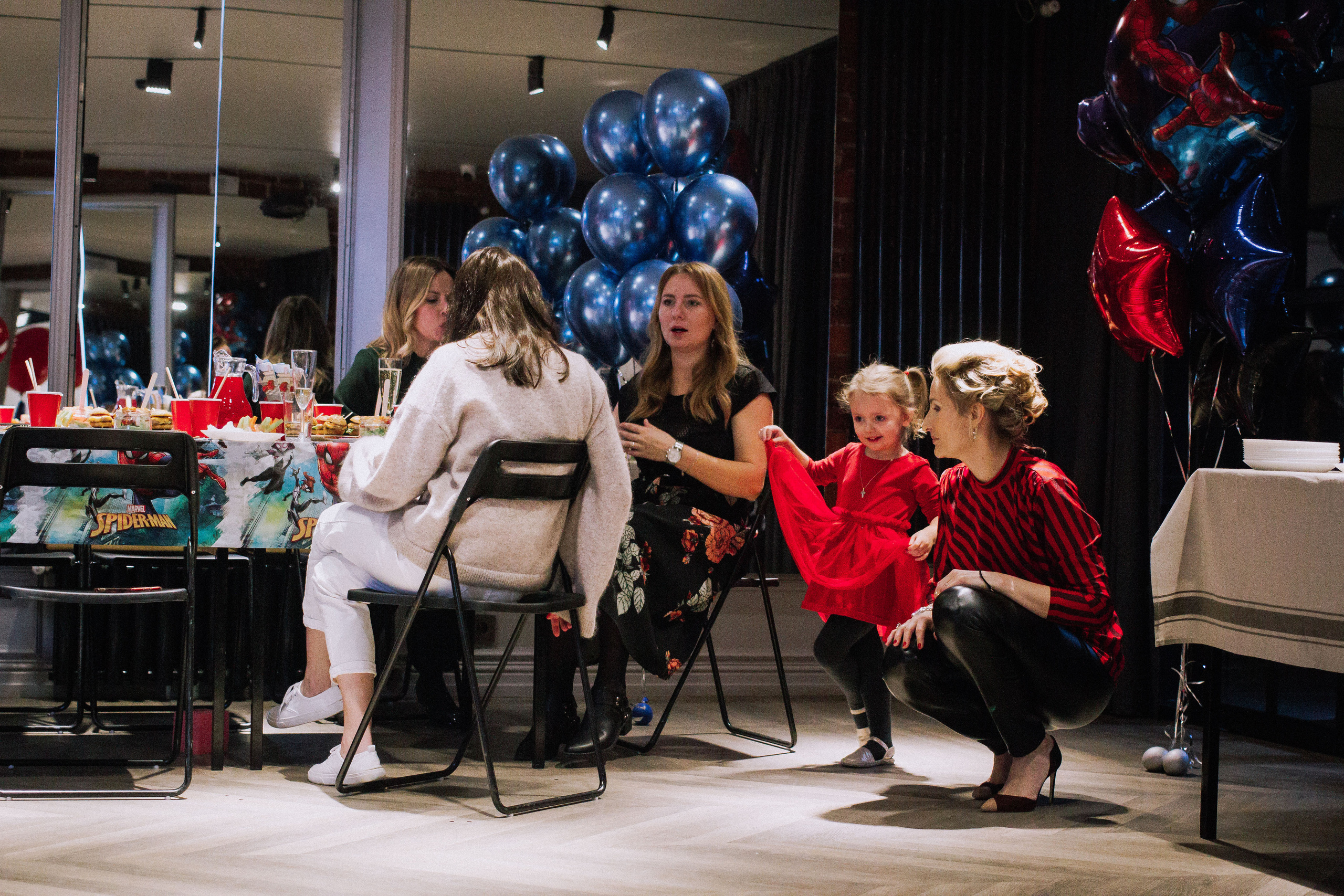 Spider 4. Фотографии с любовью