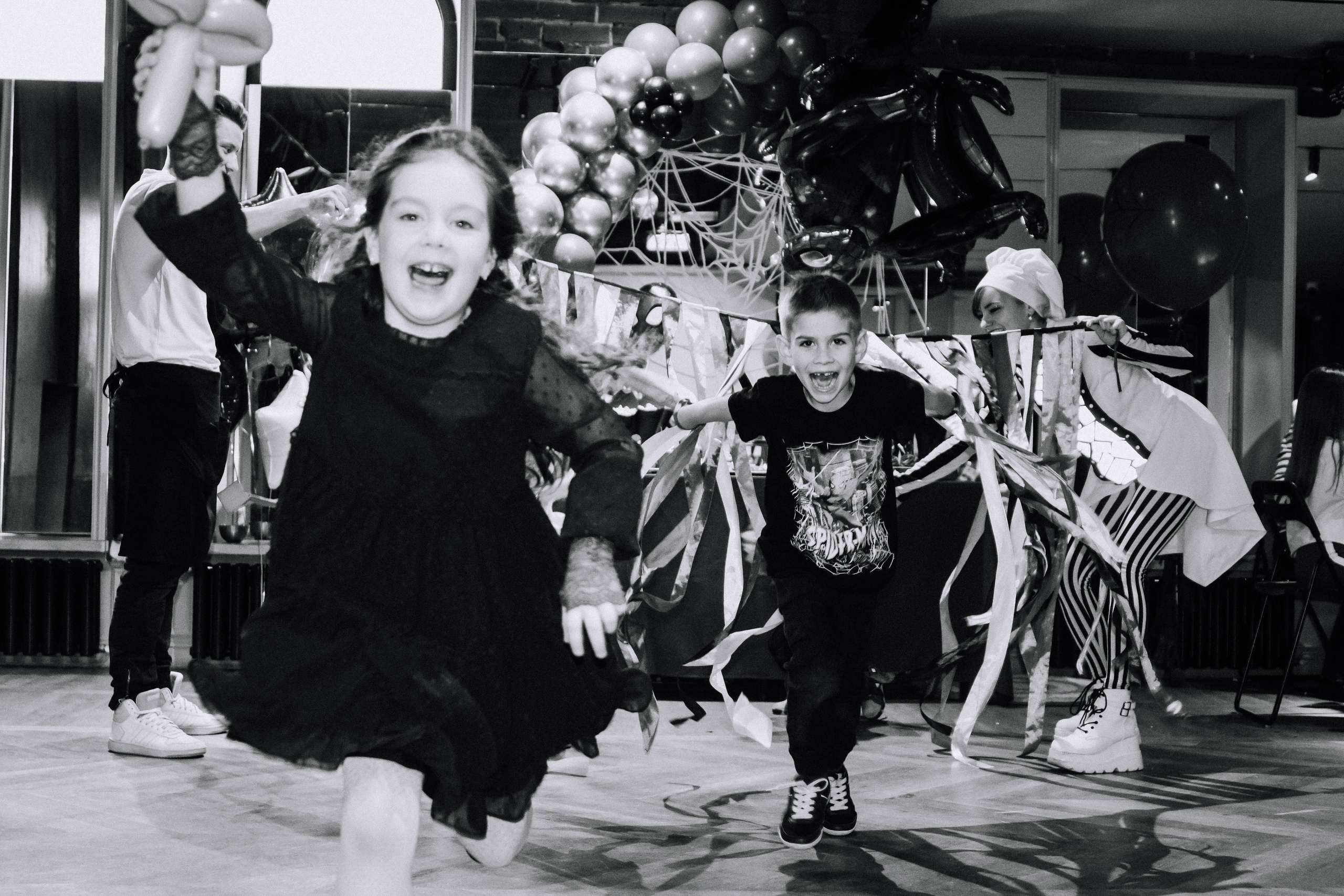 Spider 4. Фотографии с любовью