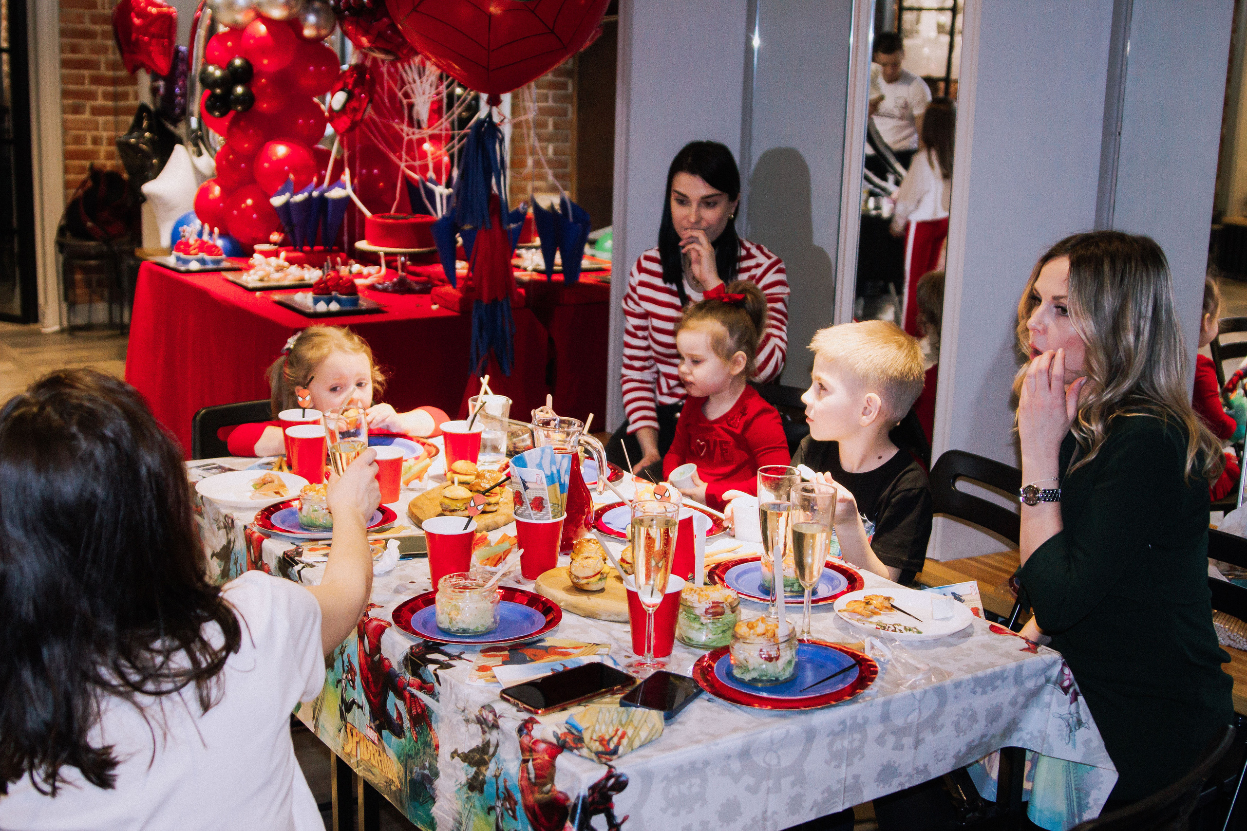 Владу 4. Фотографии с любовью