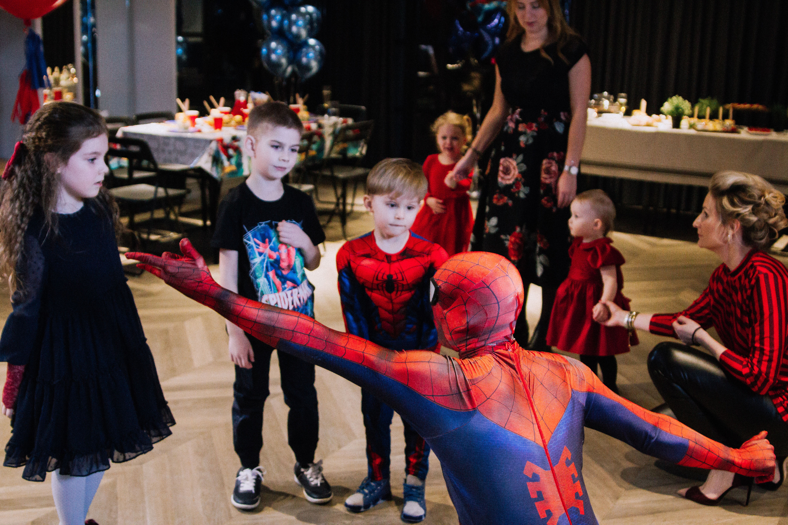 Spider 4. Фотографии с любовью