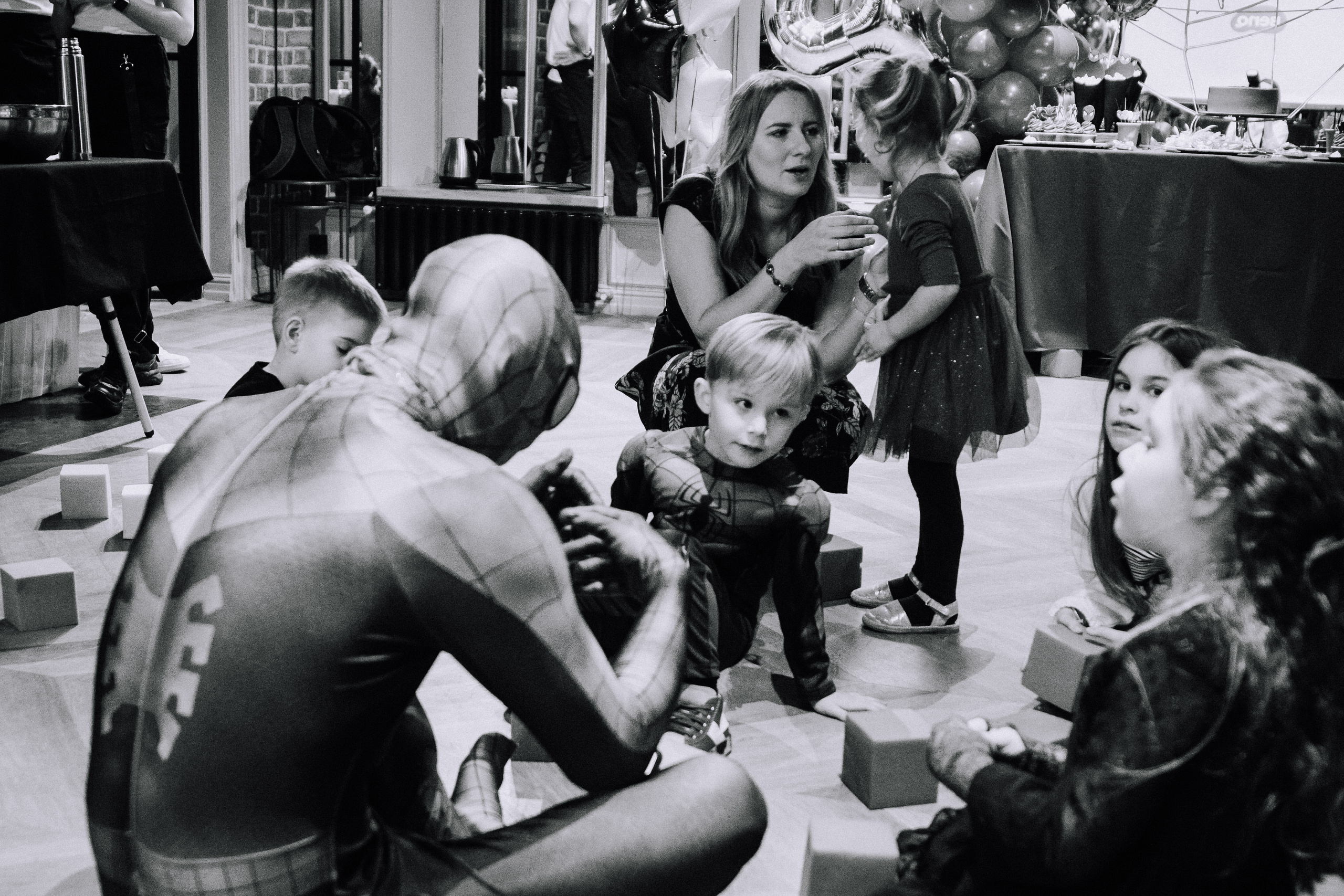 Spider 4. Фотографии с любовью