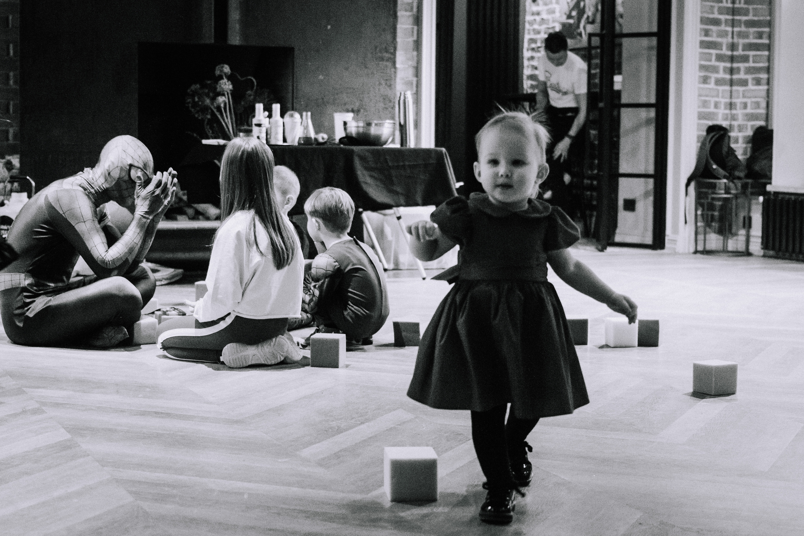 Spider 4. Фотографии с любовью