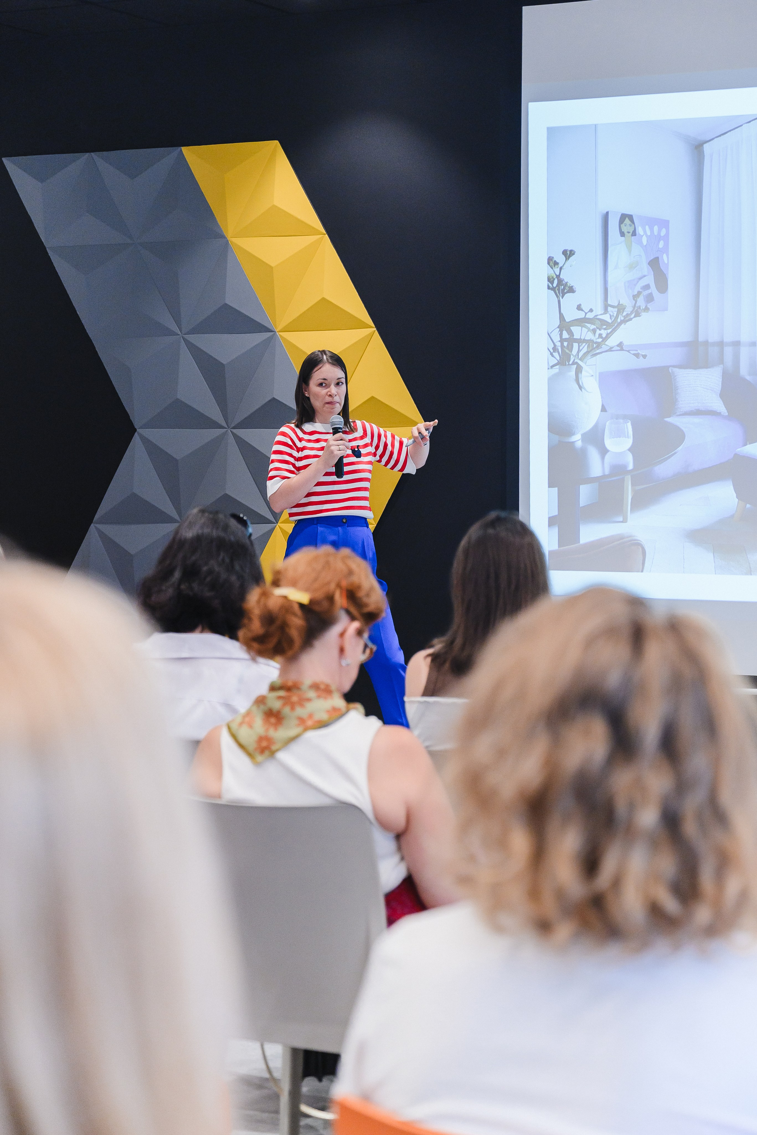 Семинар-экскурсия. Искусство колористики: современные подходы к выбору цветовых палитр. Фотограф Лопаткина Ирина