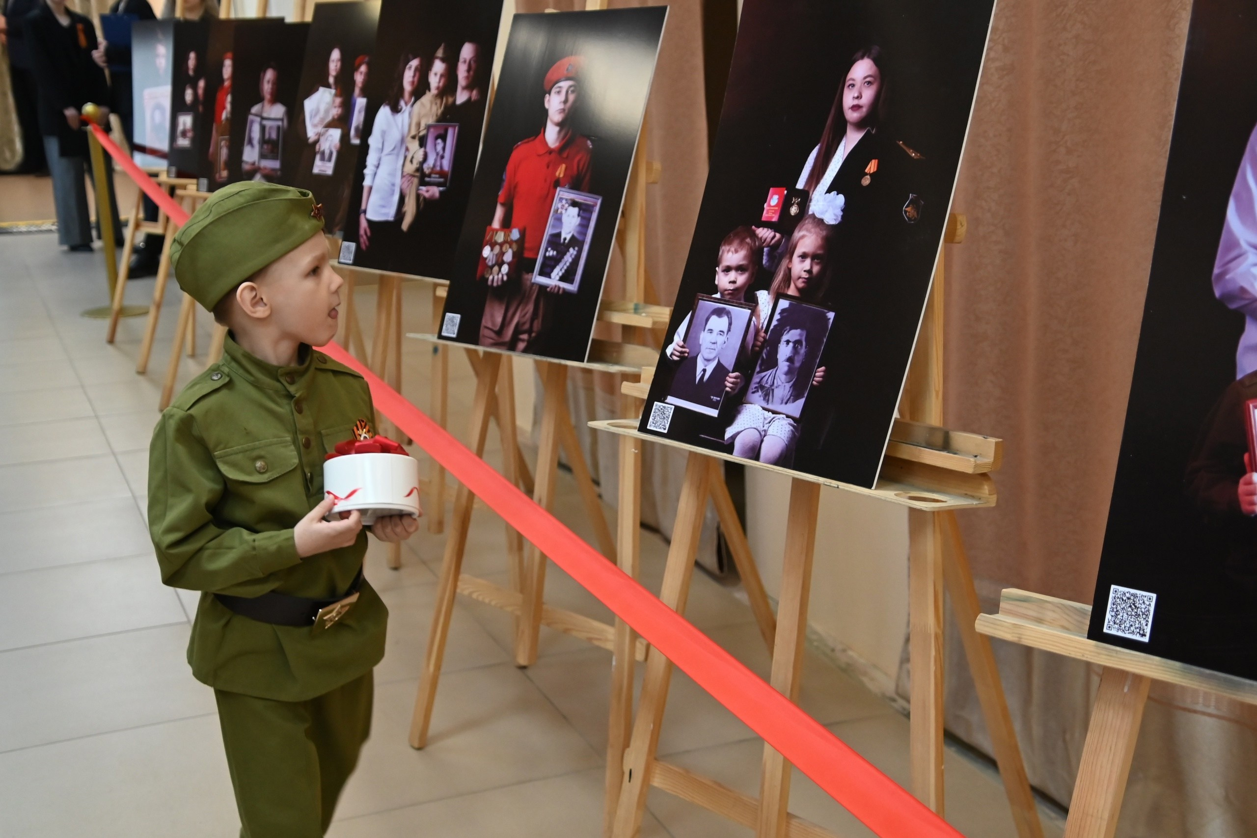 Всероссийский фотопроект «Китель Победы» г. Вилючинск. Ольга Смирнова юрист, фотограф