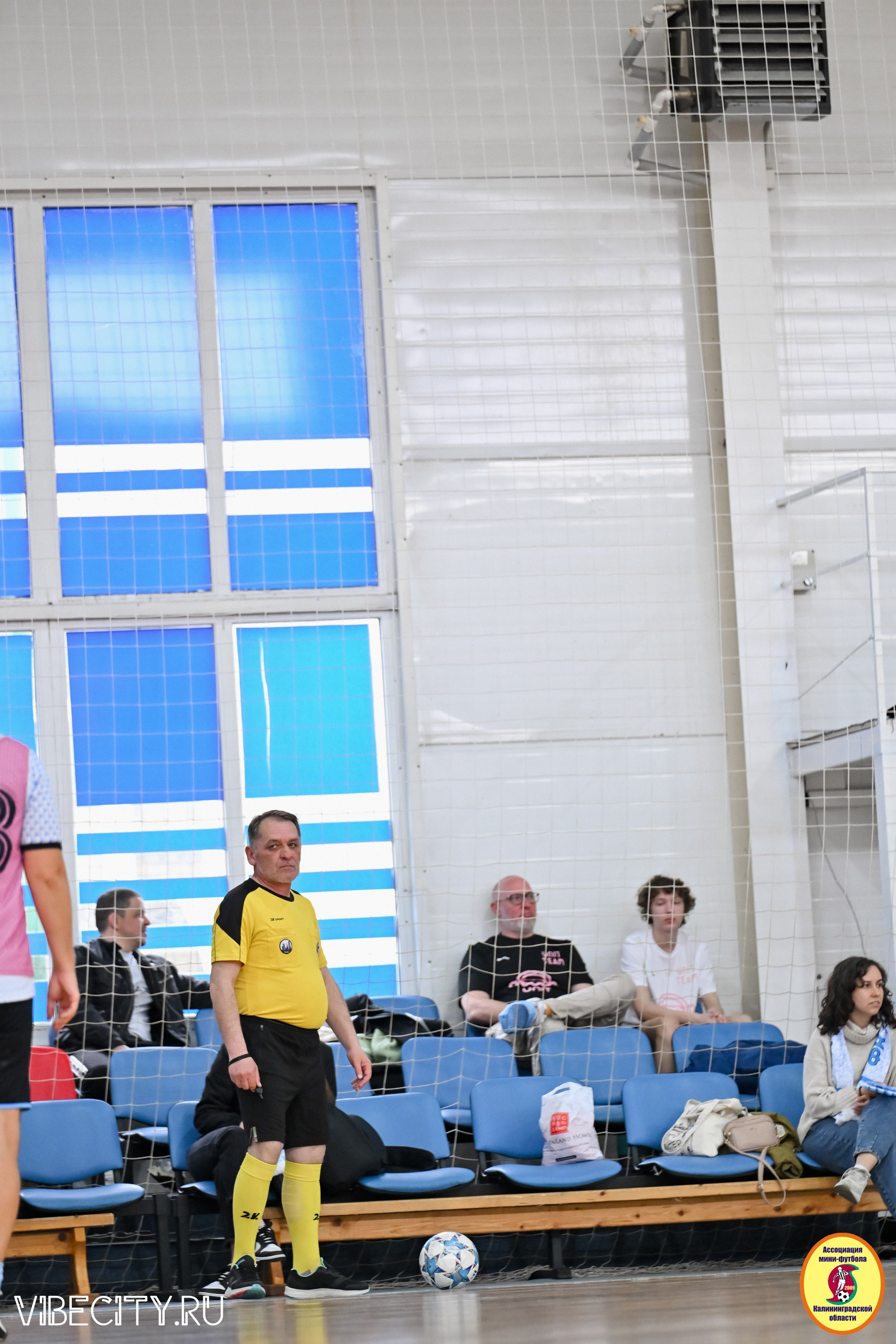 8 тур Корпоративной Бизнес-Лиги по футзалу. VIBECITY.RU Вайб Сити Ру Фоторепортажи Фотоотчеты Калининград