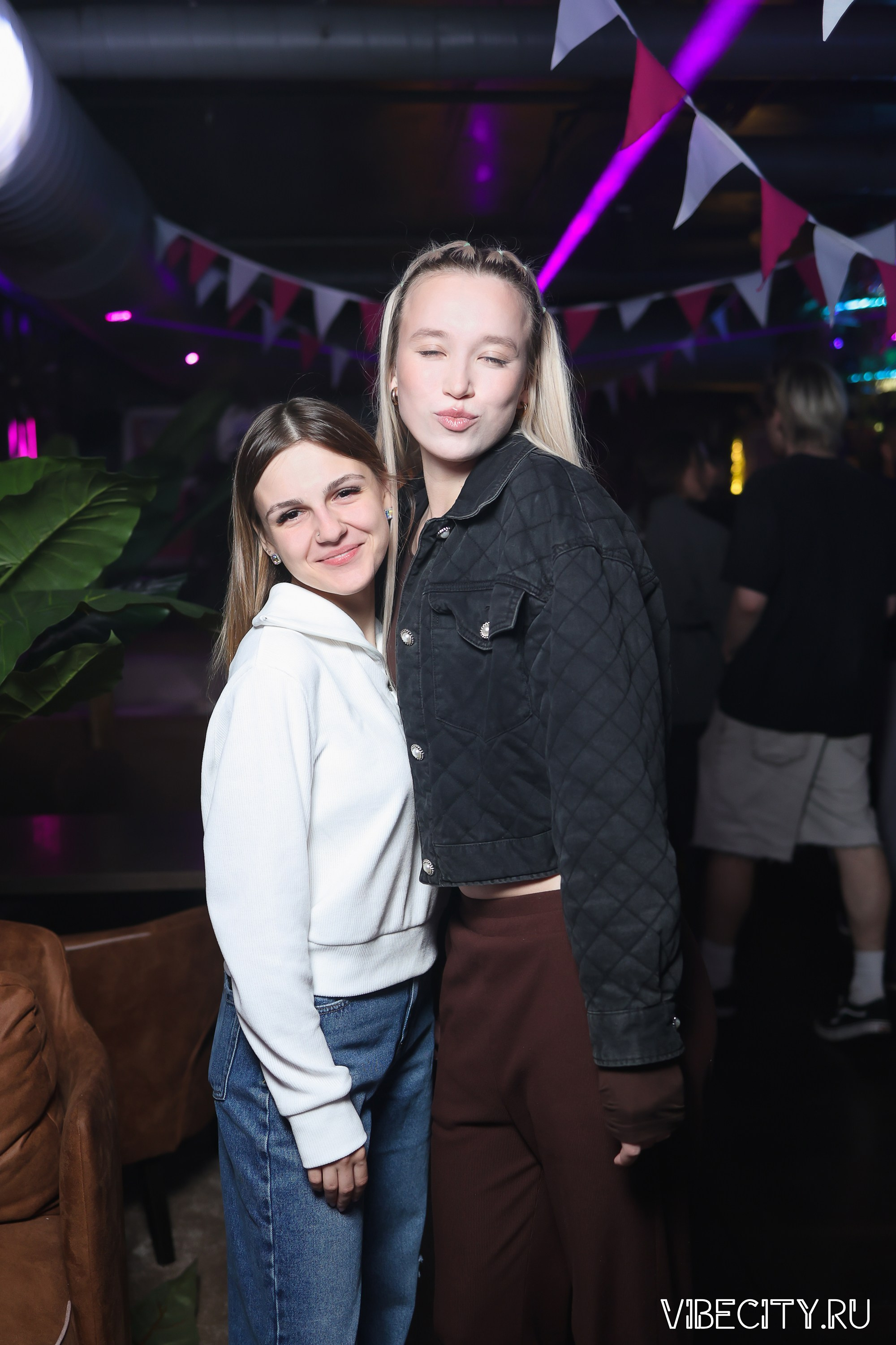 DOUBLE U. VIBECITY.RU Вайб Сити Ру Фоторепортажи Фотоотчеты Калининград