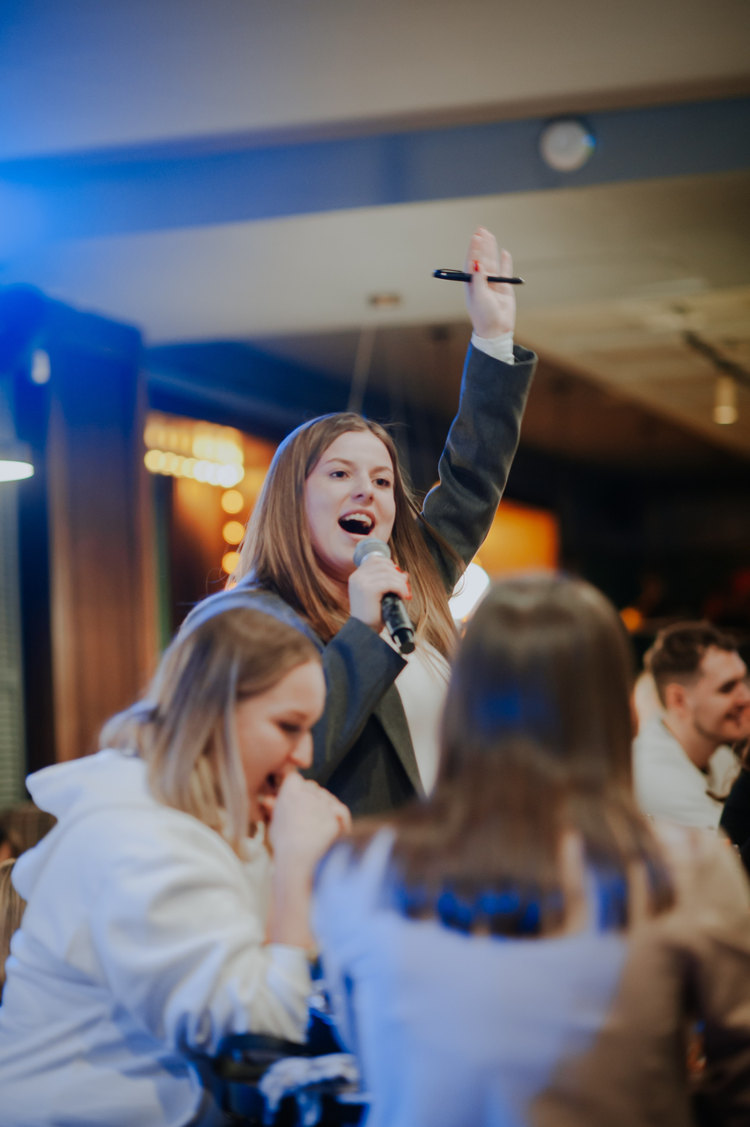 Музыкальное лото в баре Groodki. Портретный и лайфстайл фотограф в Санкт-Петербурге