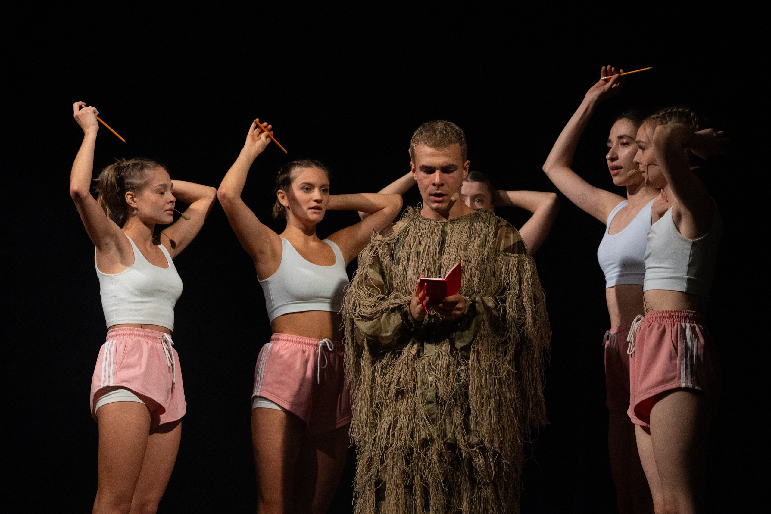 Спектакль и Цыпкин ВШЭ. Мари — фотограф и видеограф из Москвы