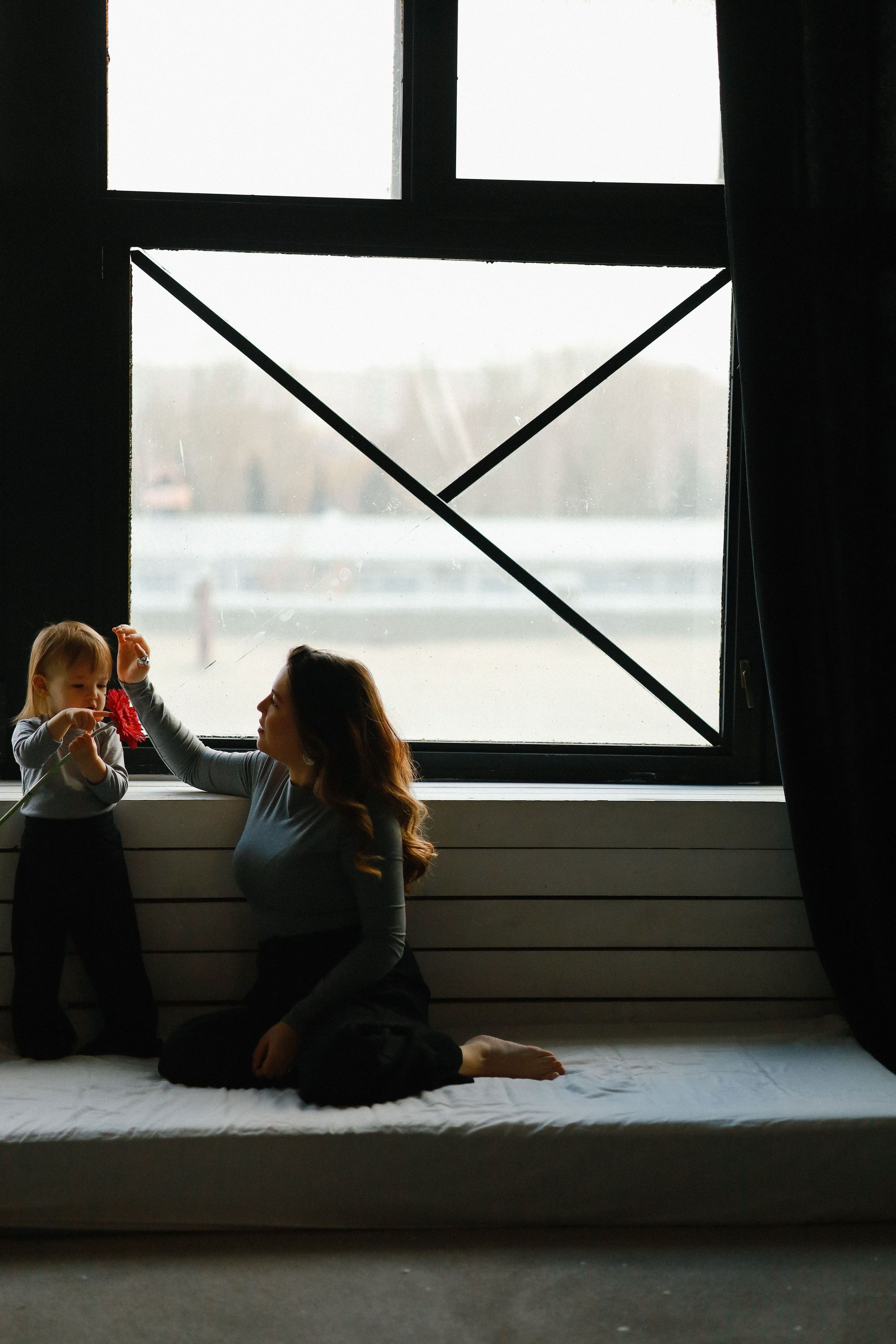 Виктория и Кира. Фотографирую семьи, любовь и женский портрет