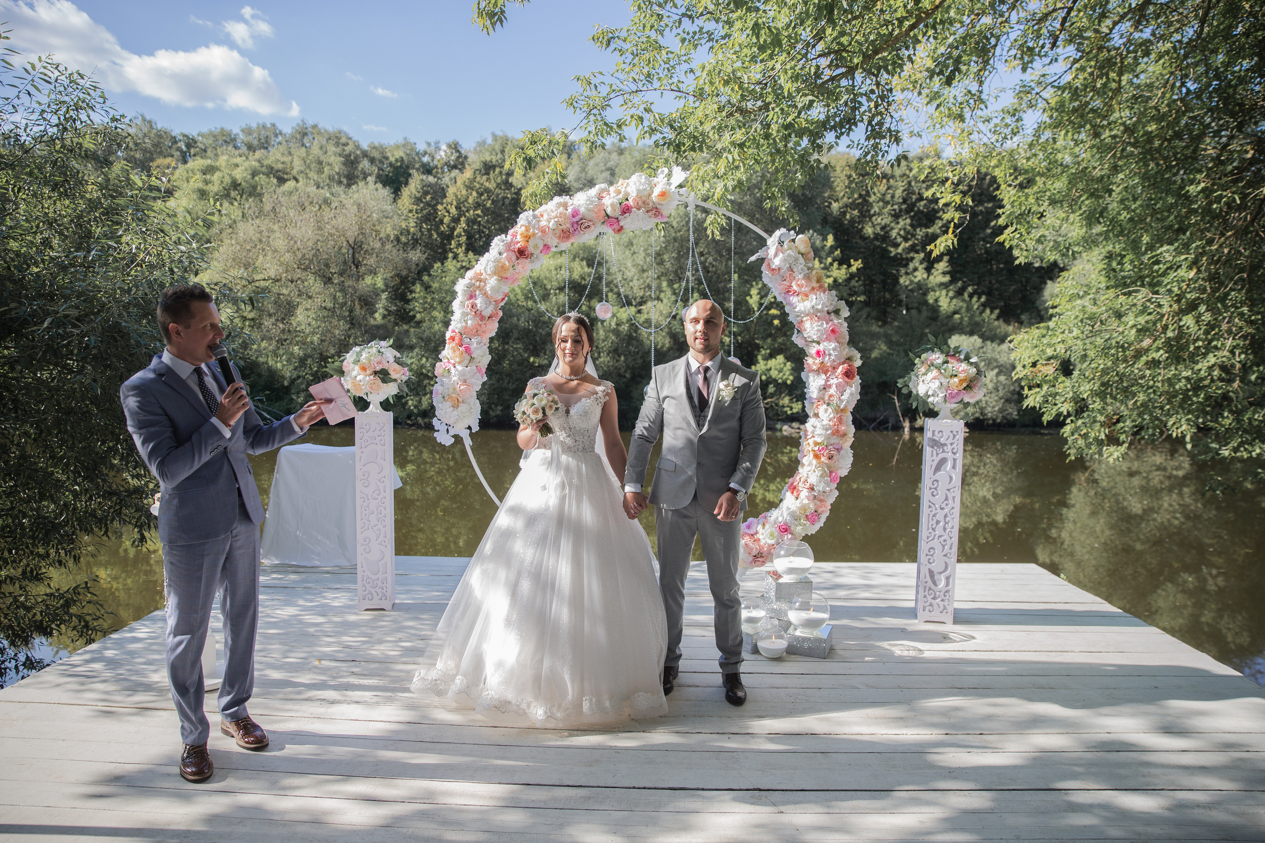 Арина и Паша. Ведущий на свадьбу в Москве Зубков Алексей