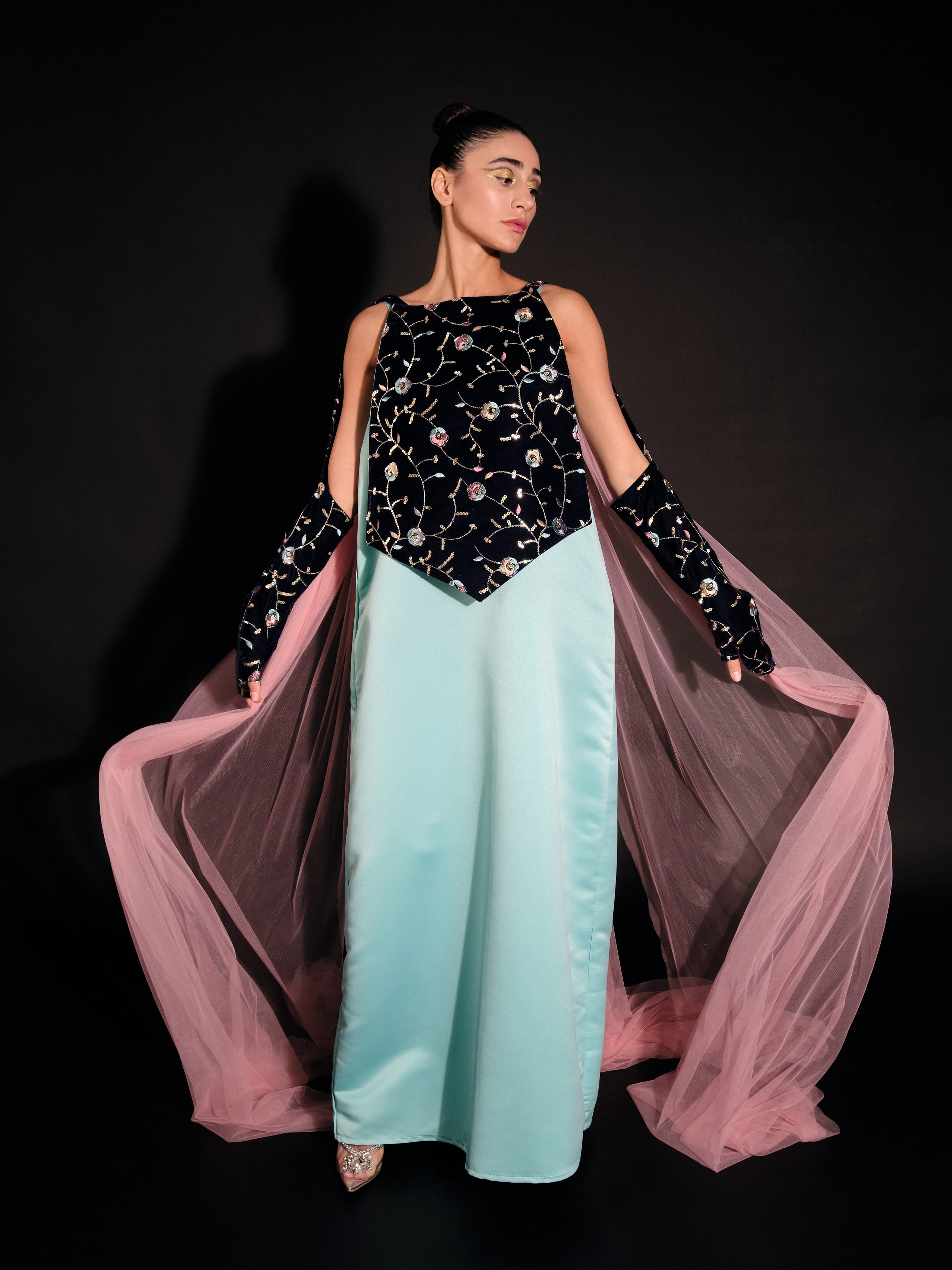 FA by Fatima Alhashimi. Коммерческий, репортажный фотограф в Москве Лейла Мару