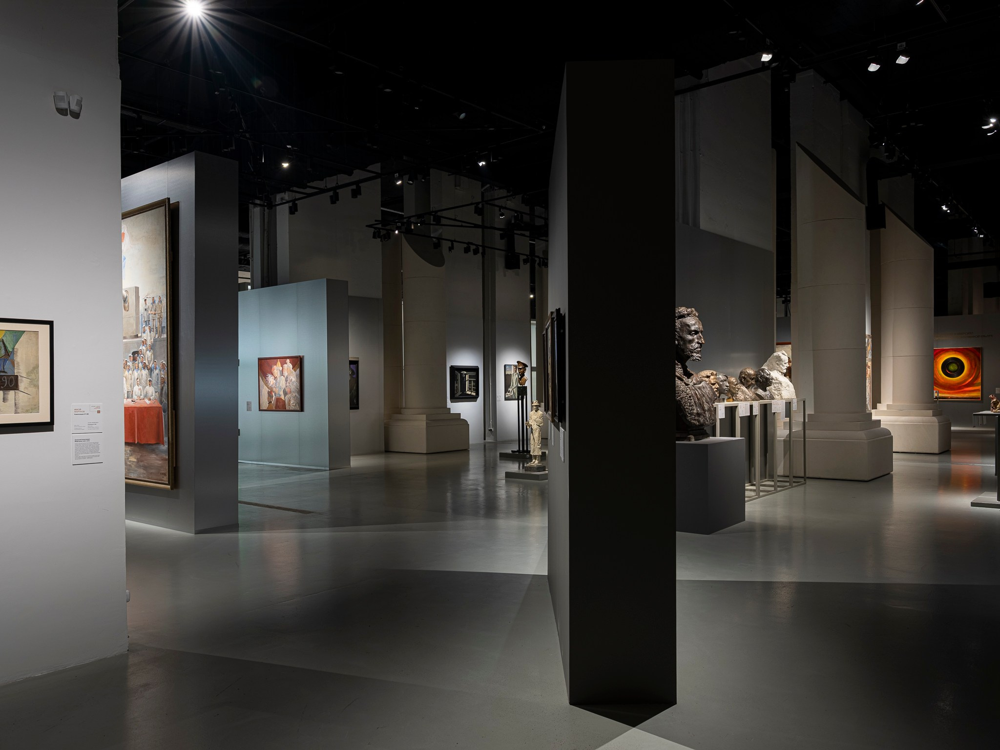 Выставка «200 лет. Юбилейная выставка Университета имени Строганова», архитектор Юлия Наполова PC_Culture. Фотограф Василий Буланов