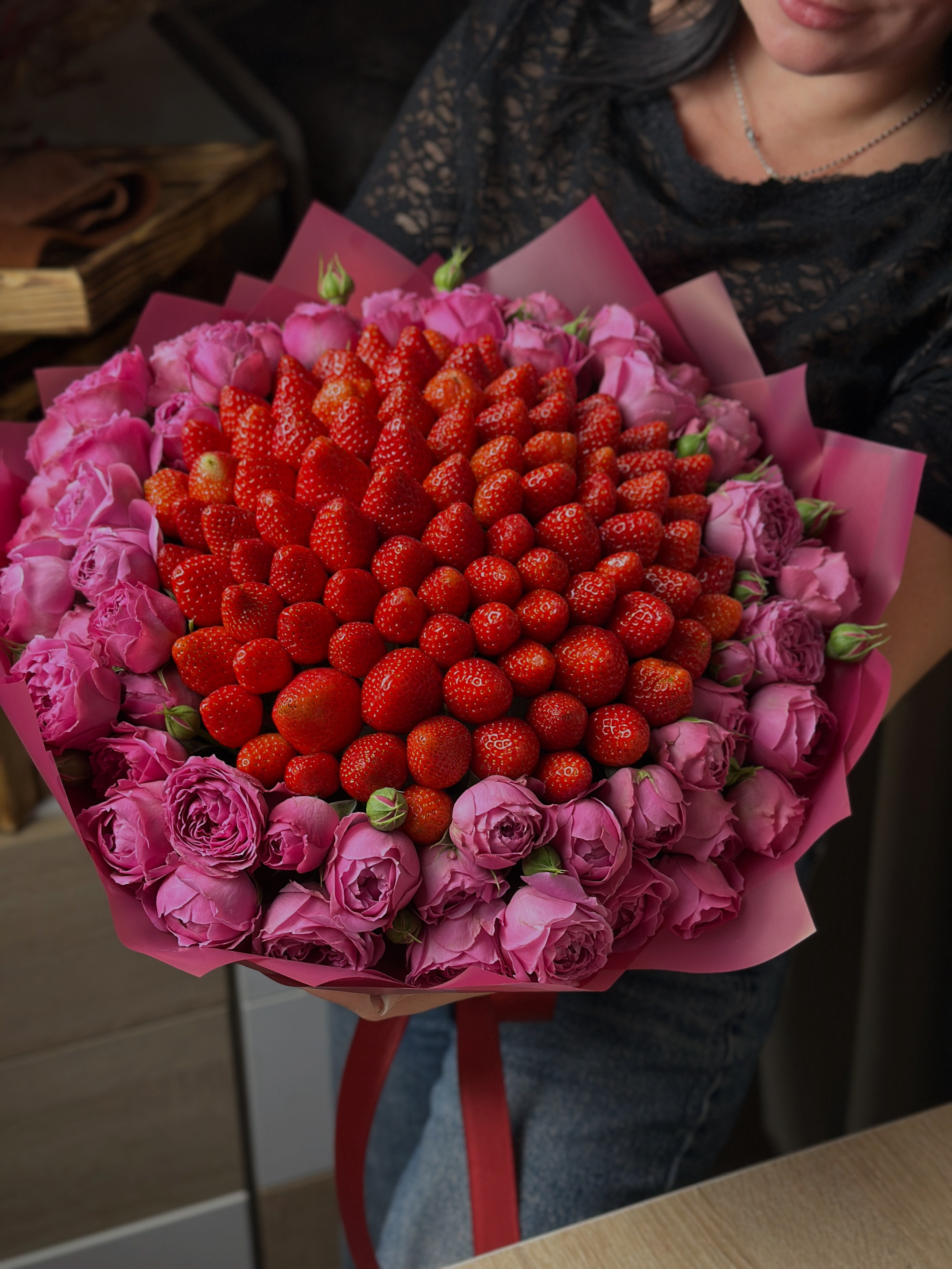 Ягодные. Выездной кейтеринг, съедобные букеты, торты и сладости на заказ