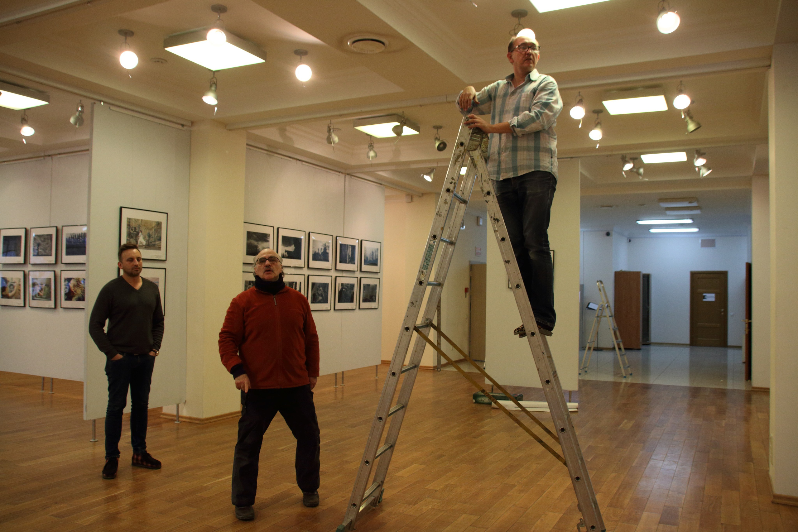 10.03.2018 Самарский взгляд — 2017. Развеска. Фотообъединение Самарского областного отделения Союза журналистов России